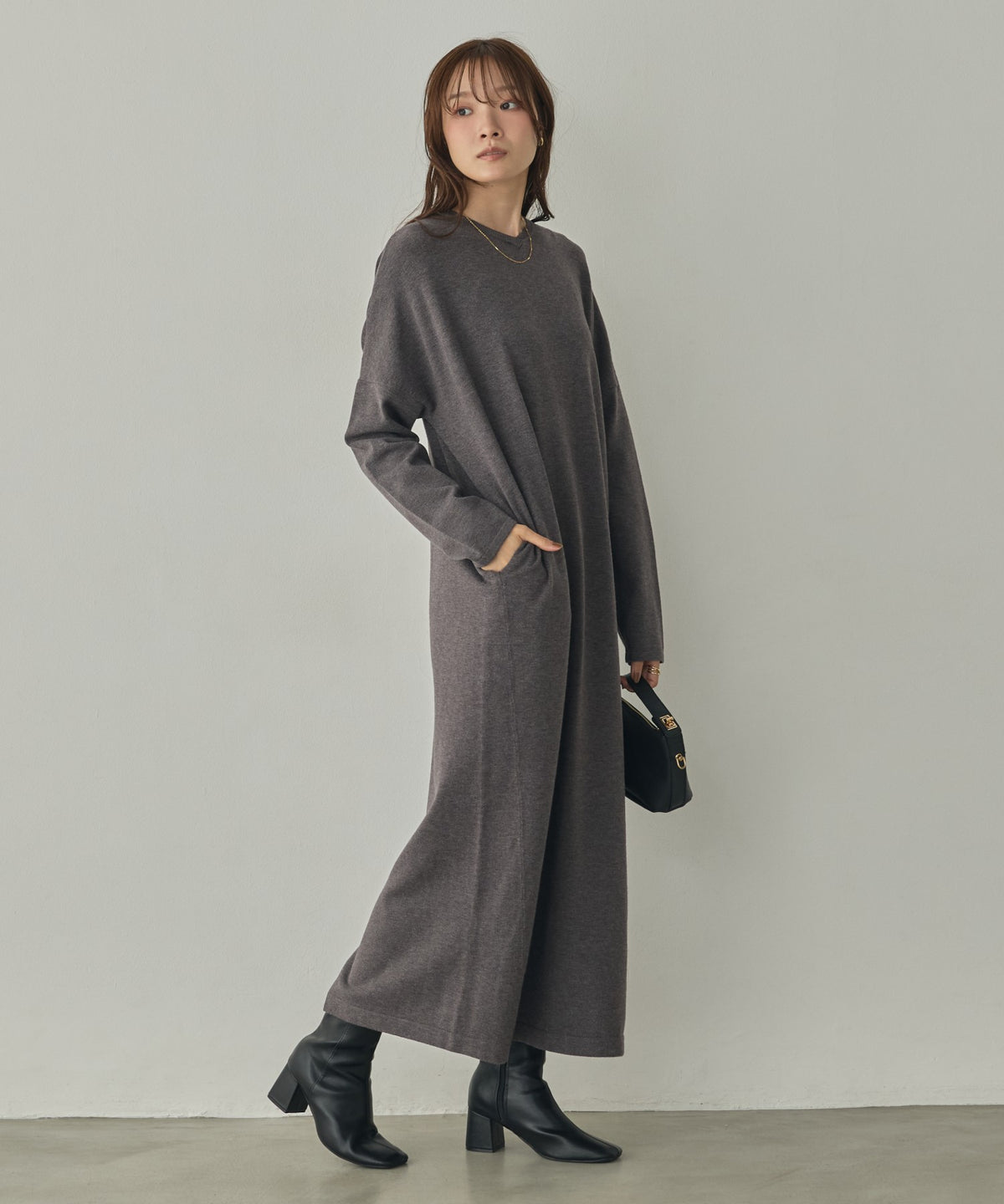 [ANTI-STATIC] YAWAMOCHI YARN OVER-DOLMAN KNIT DRESS