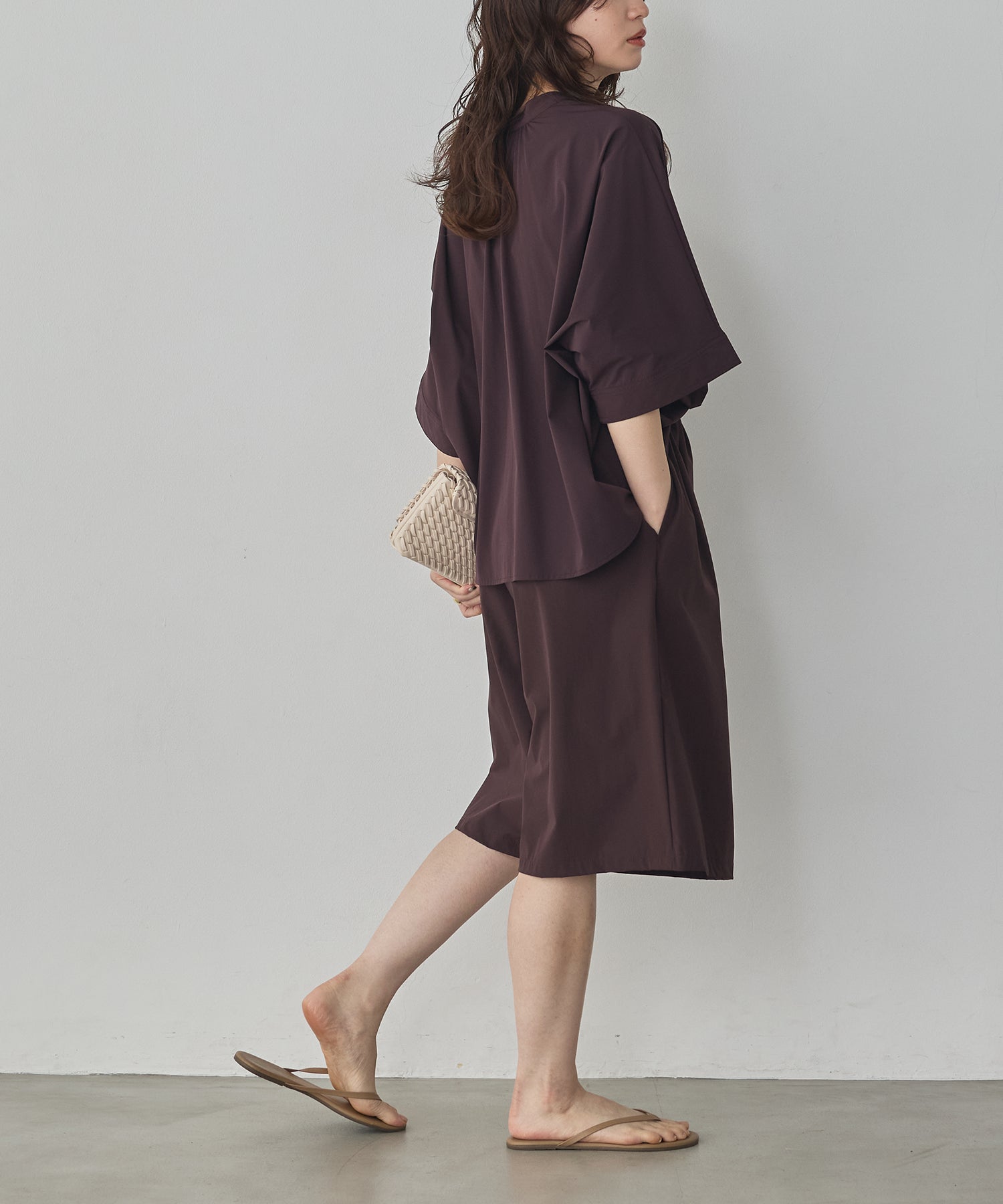 [ICE TOUCH] PLEATED SHORTS
