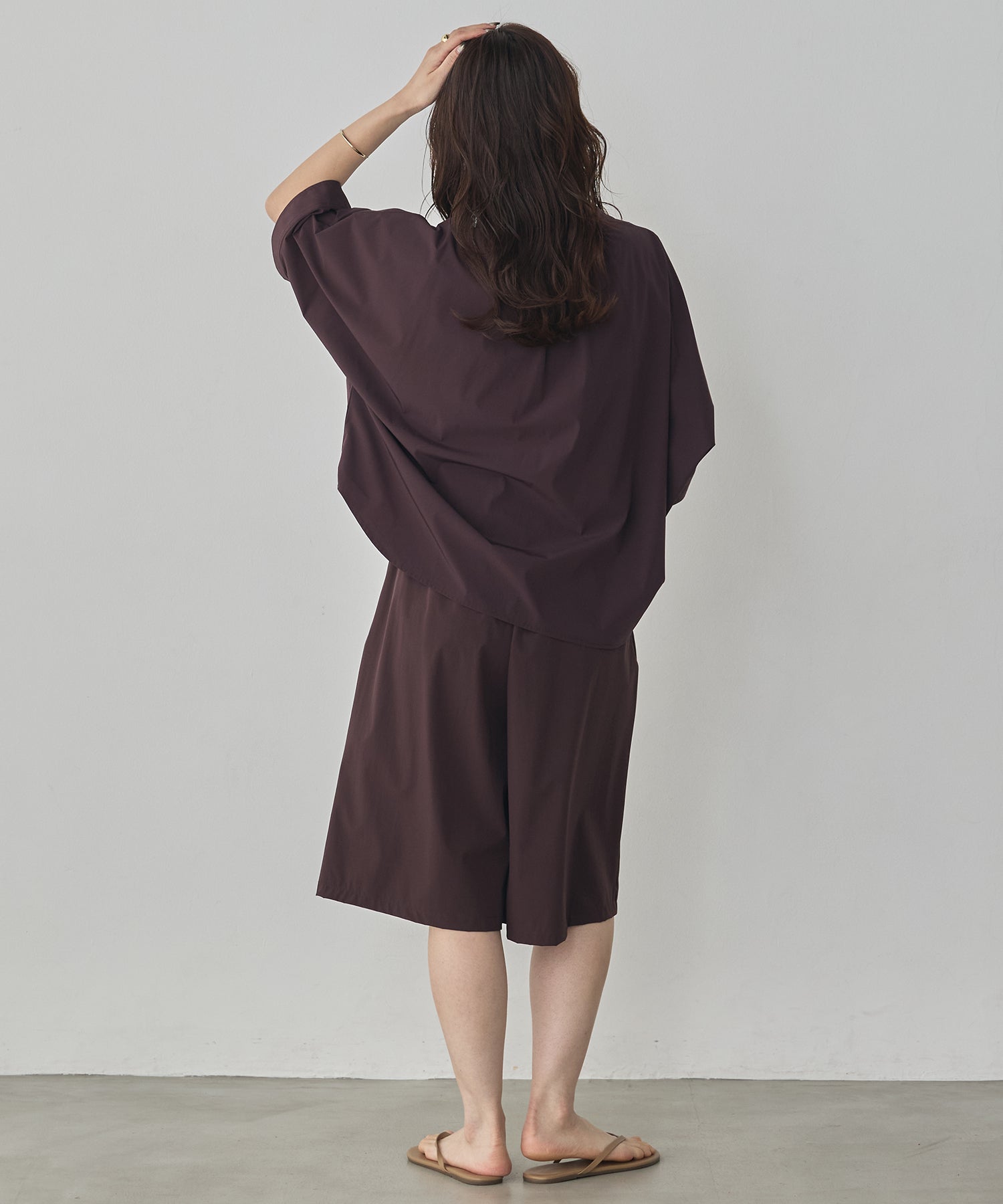 [ICE TOUCH] PLEATED SHORTS