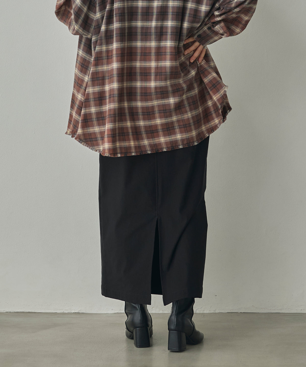 [STRETCH] FLEECE-LINED BARIRAKU TIGHT SKIRT