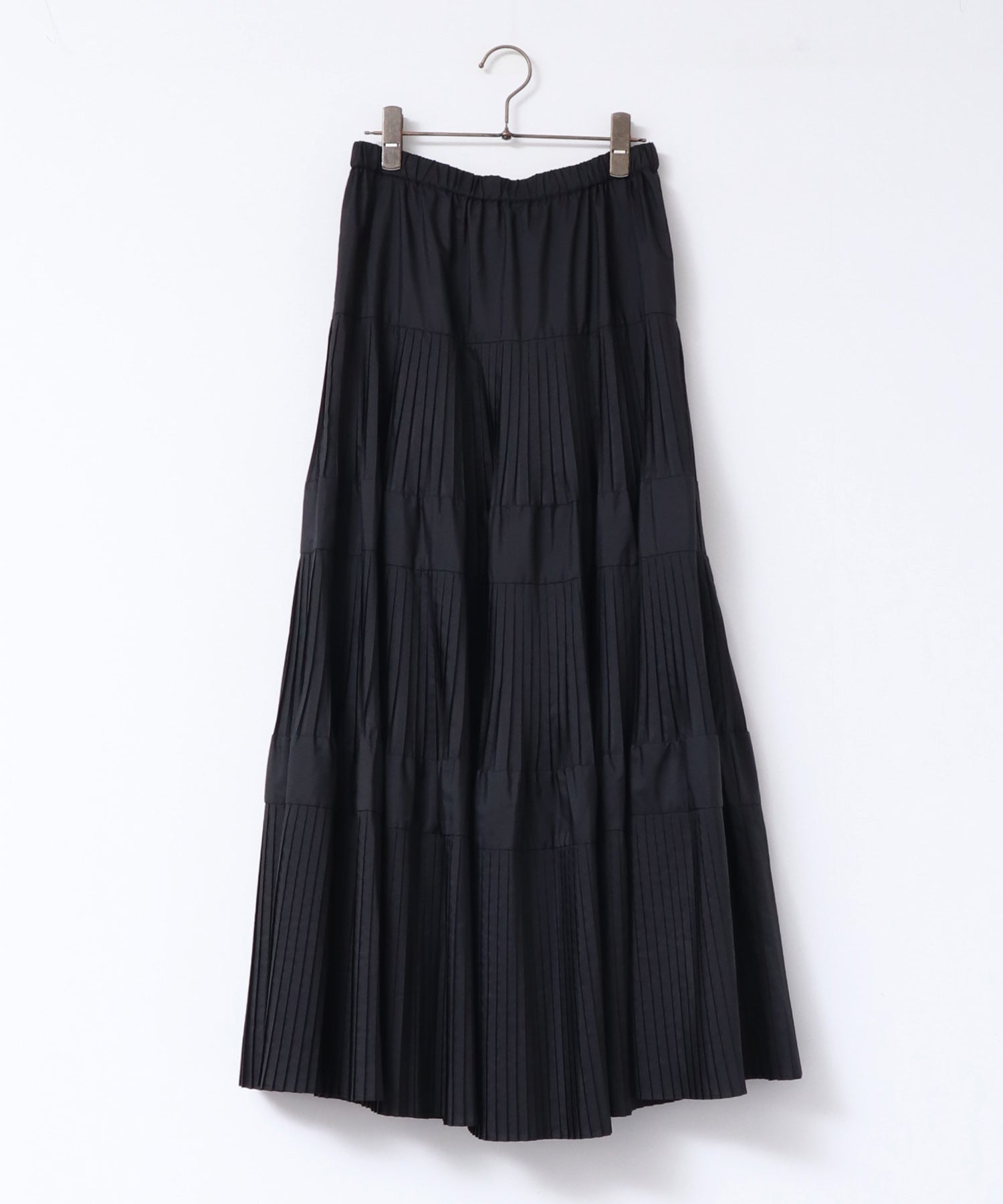 PLEATED TIERED SKIRT
