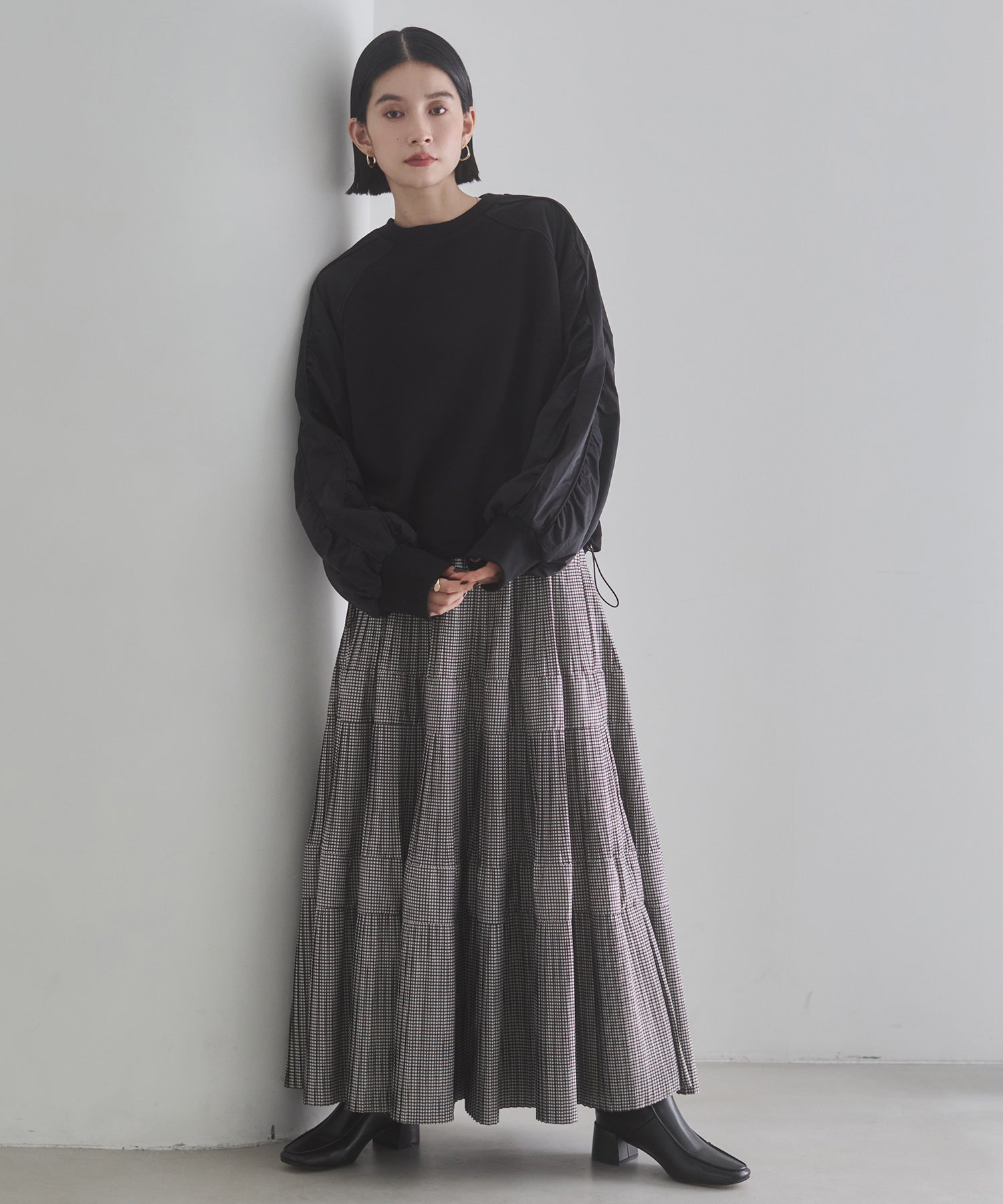 PLEATED TIERED SKIRT