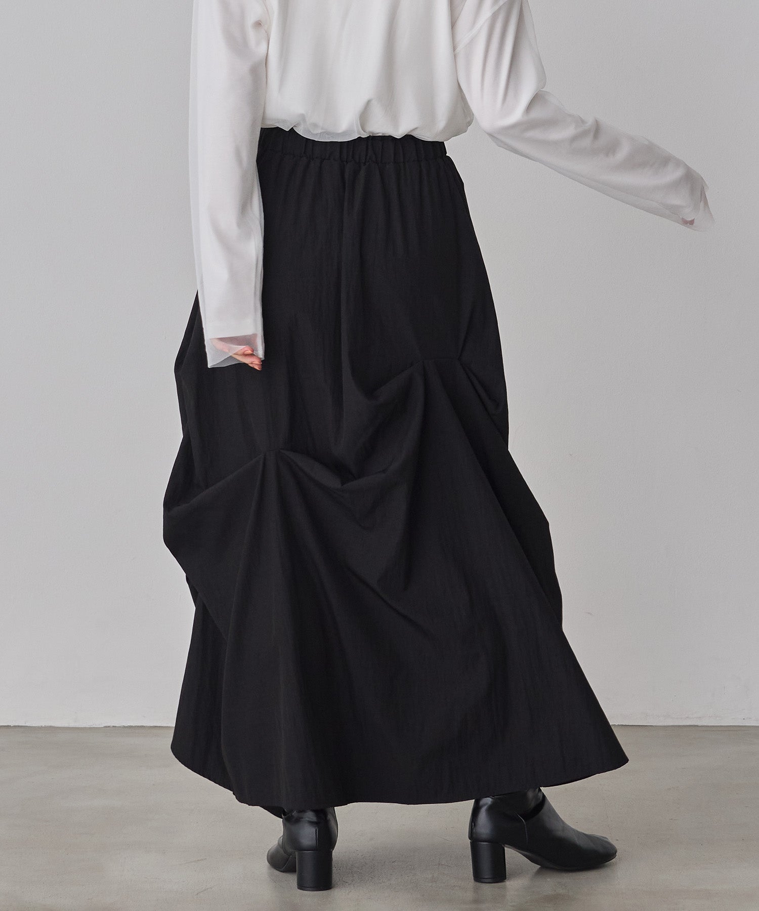 ランダムタックスカート