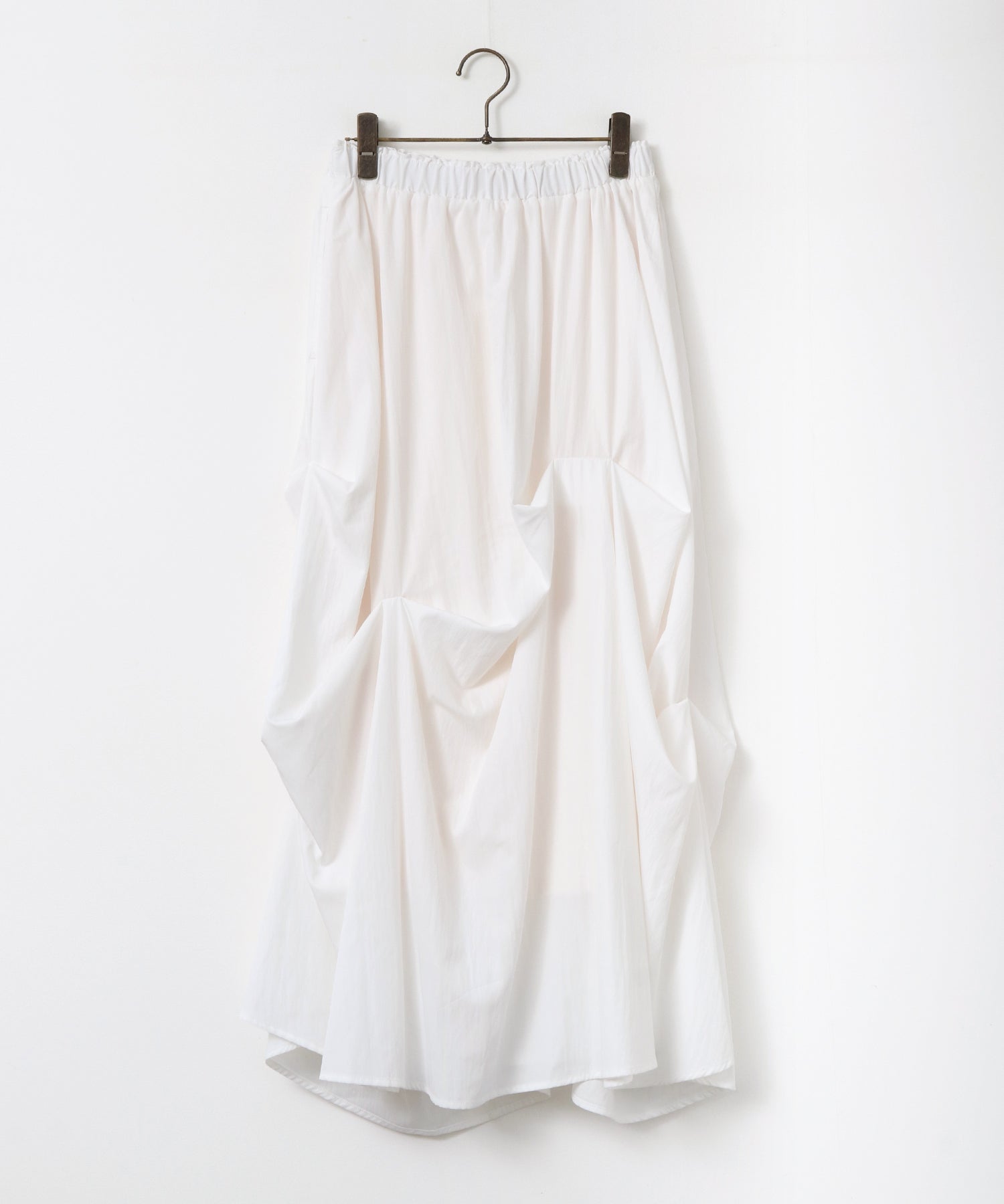 ランダムタックスカート