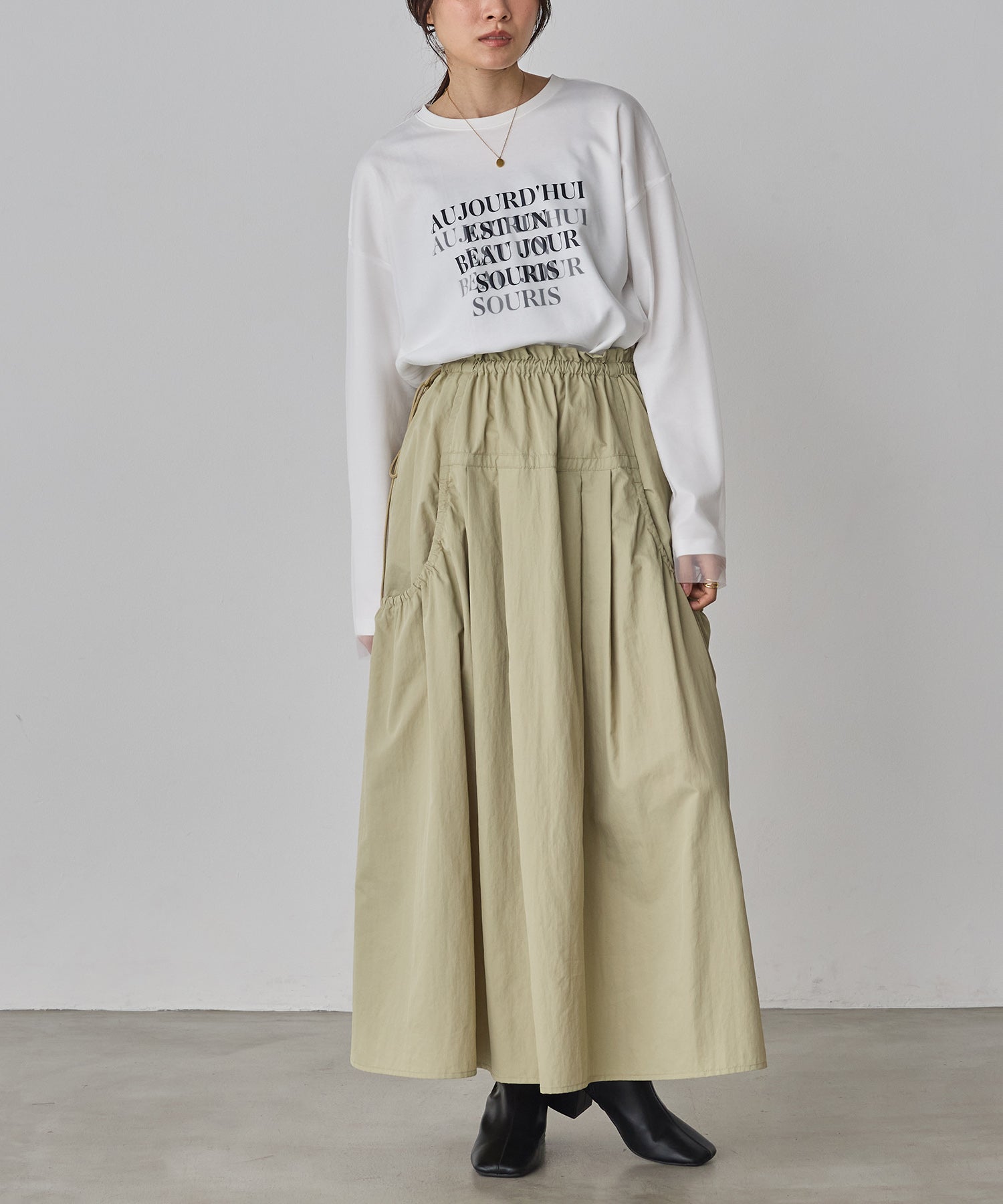 ナイロン デザインフレアスカート