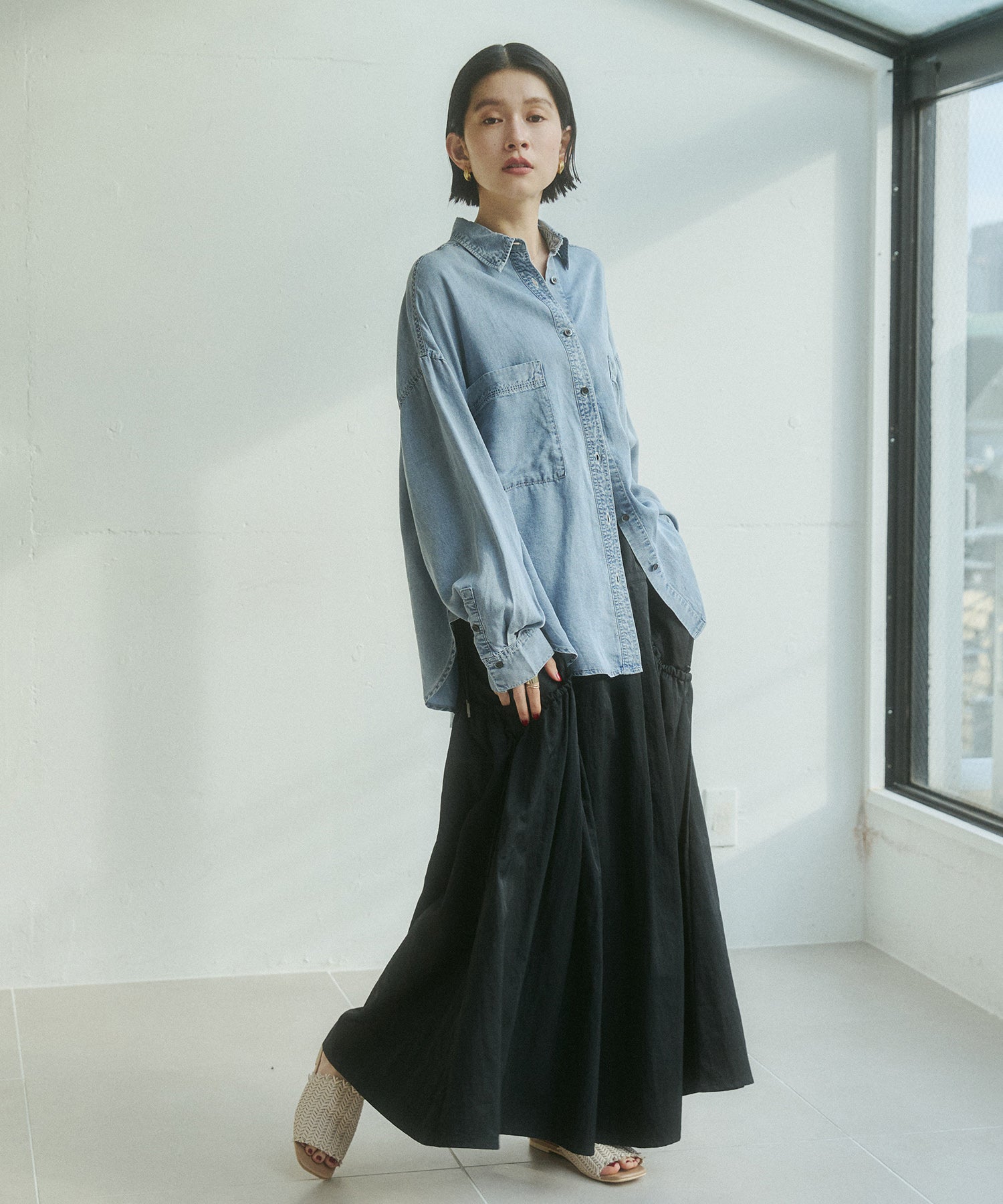 NYLON DESIGN FLARE SKIRT