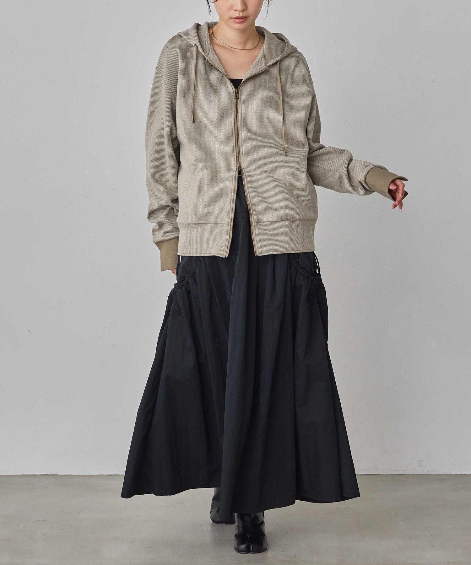 NYLON DESIGN FLARE SKIRT
