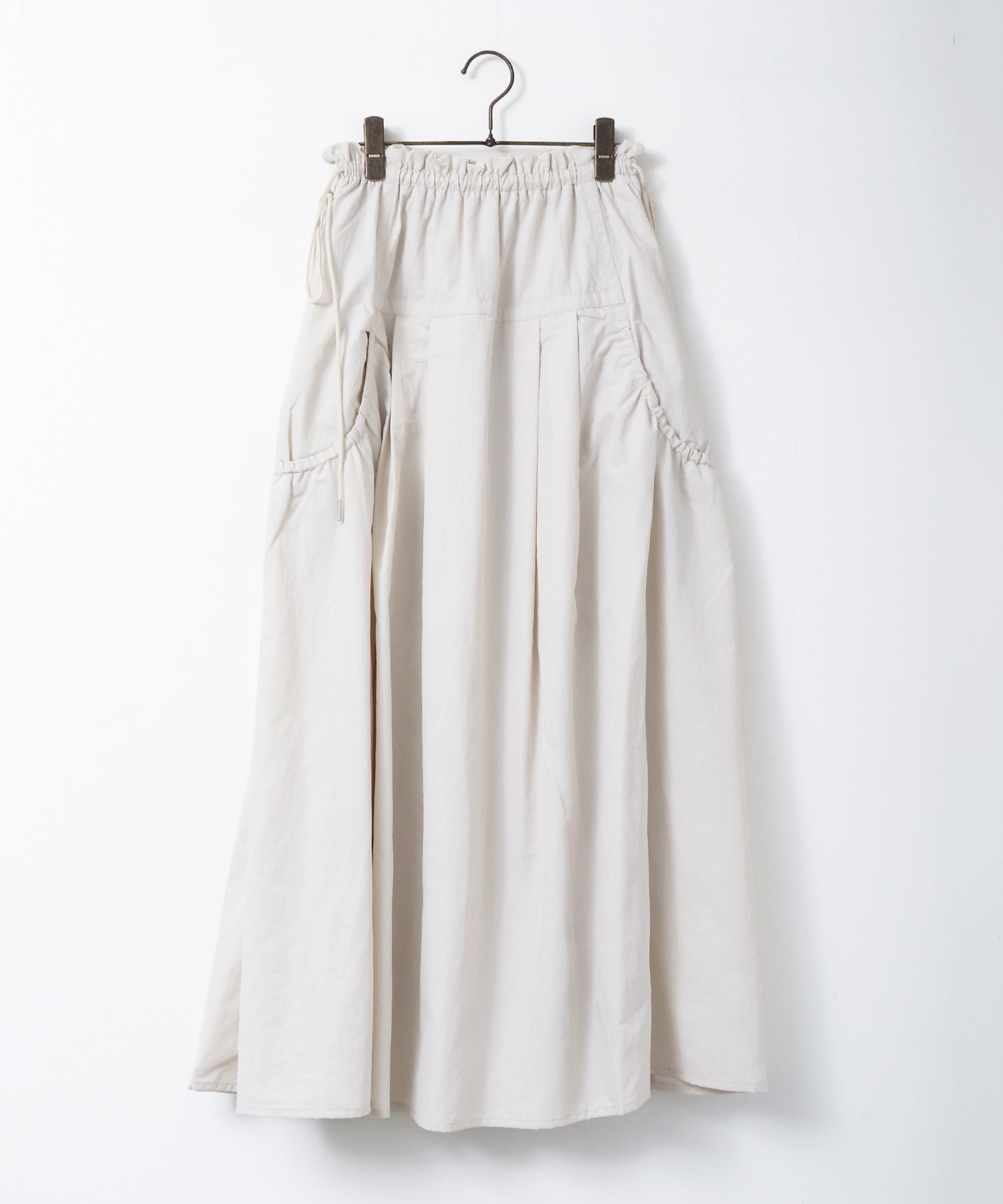 NYLON DESIGN FLARE SKIRT
