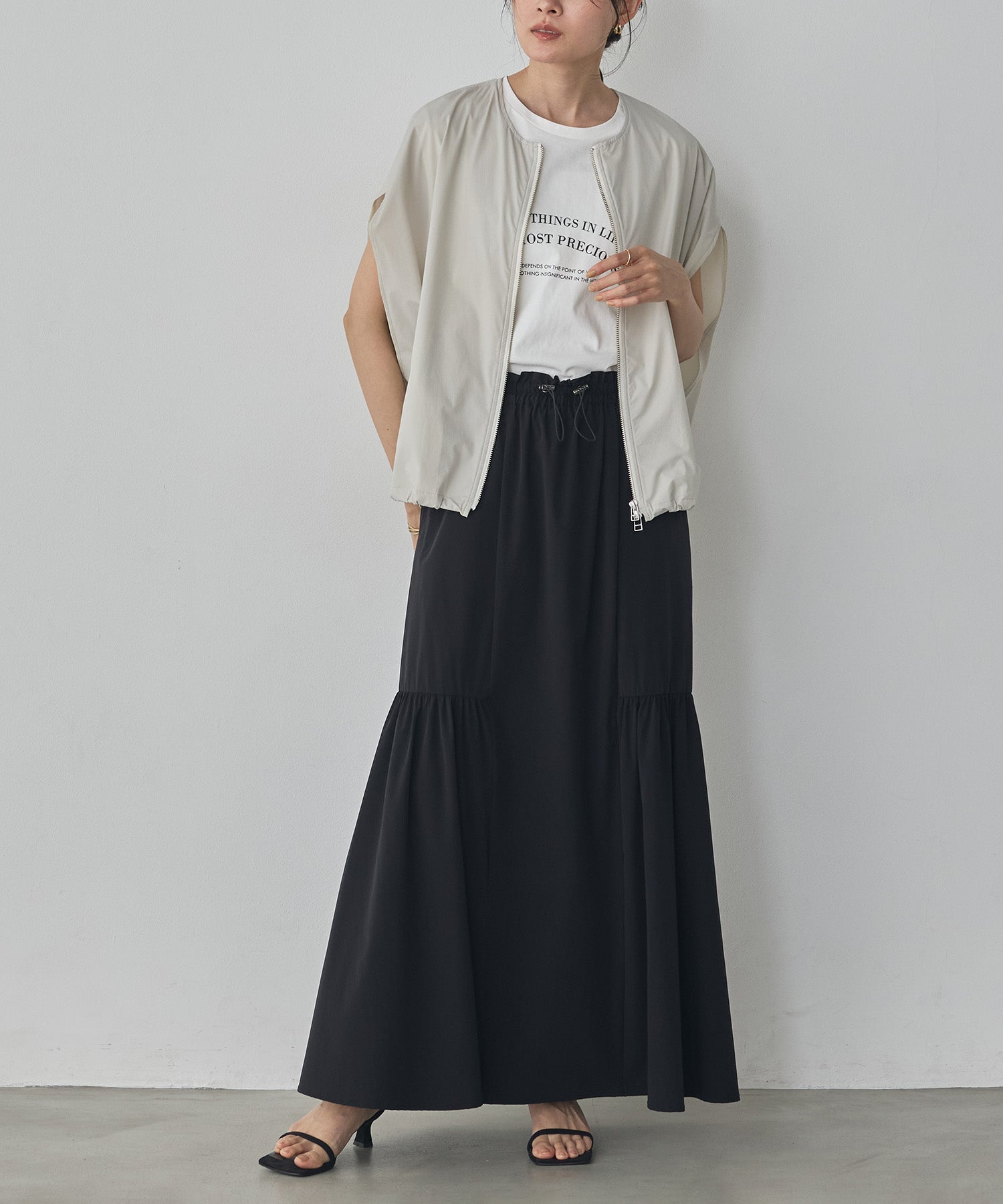 [ICE TOUCH] SIDE-TIERED SKIRT