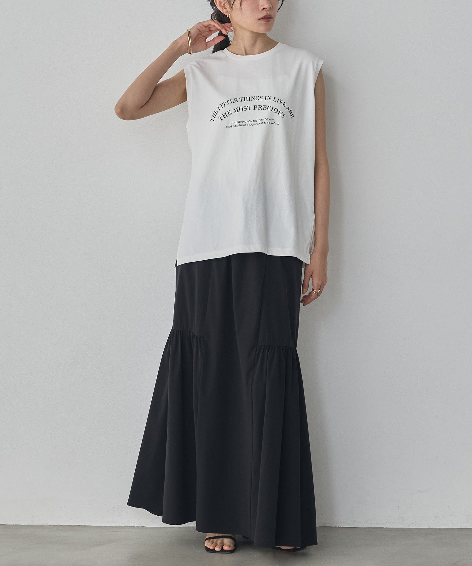 [ICE TOUCH] SIDE-TIERED SKIRT