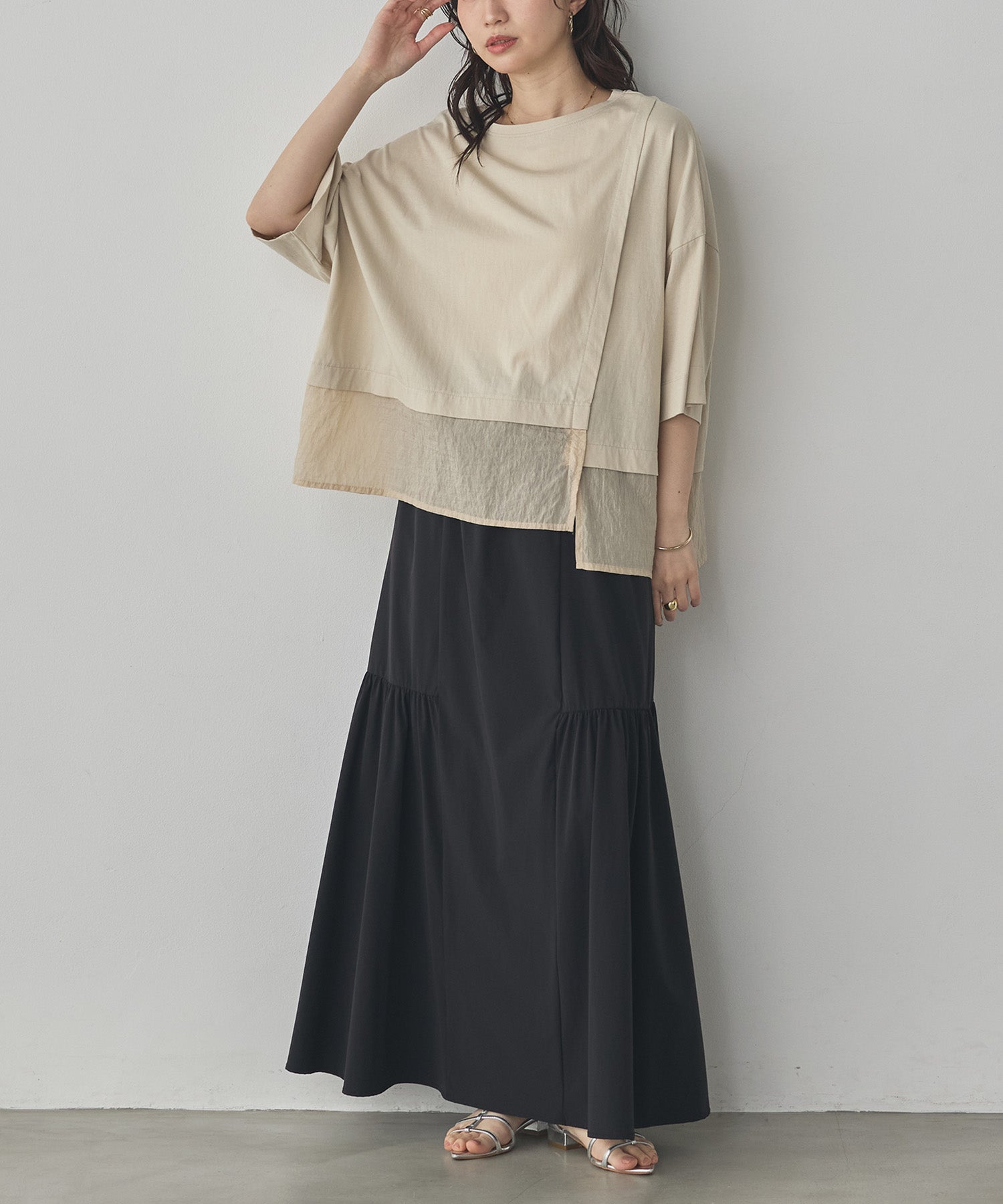 [ICE TOUCH] SIDE-TIERED SKIRT