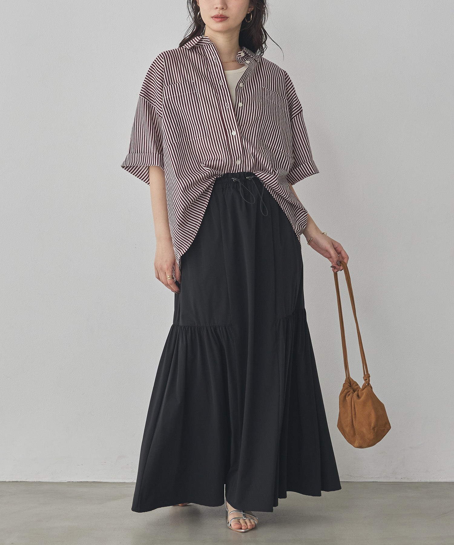 [ICE TOUCH] SIDE-TIERED SKIRT