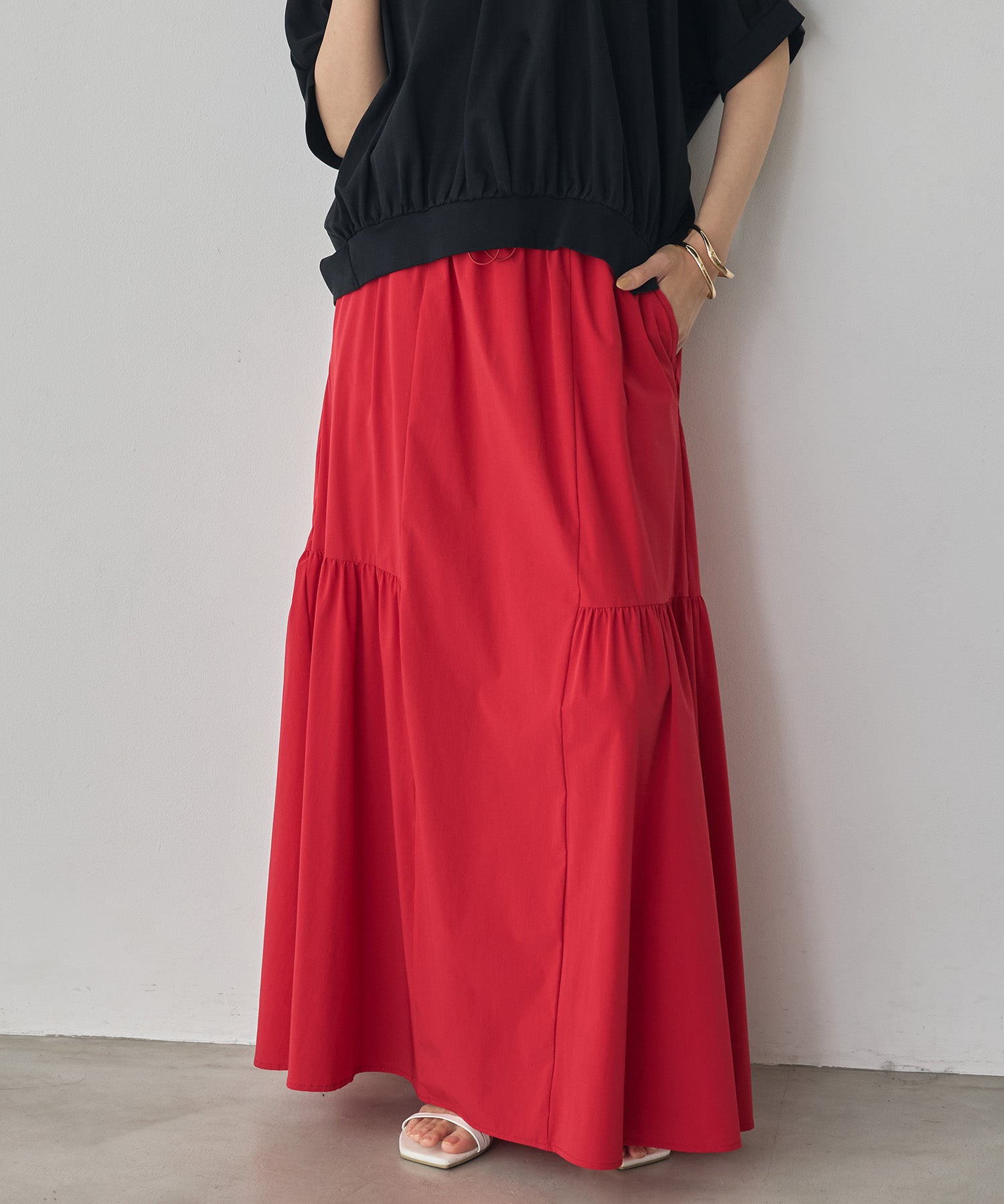 [ICE TOUCH] SIDE-TIERED SKIRT