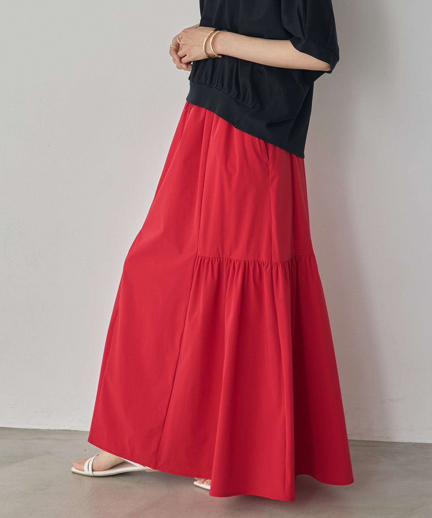 [ICE TOUCH] SIDE-TIERED SKIRT