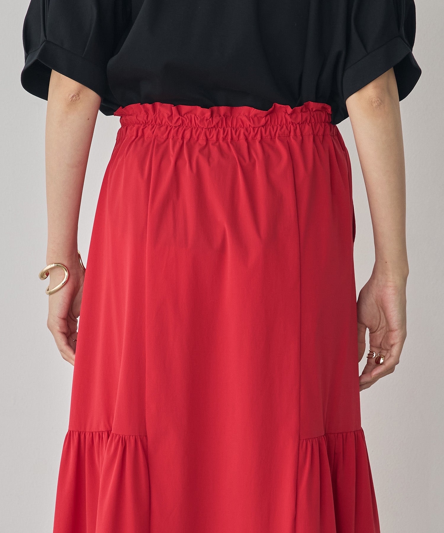 [ICE TOUCH] SIDE-TIERED SKIRT