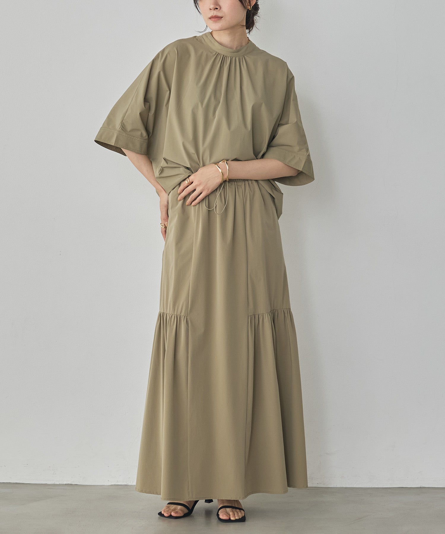 [ICE TOUCH] SIDE-TIERED SKIRT