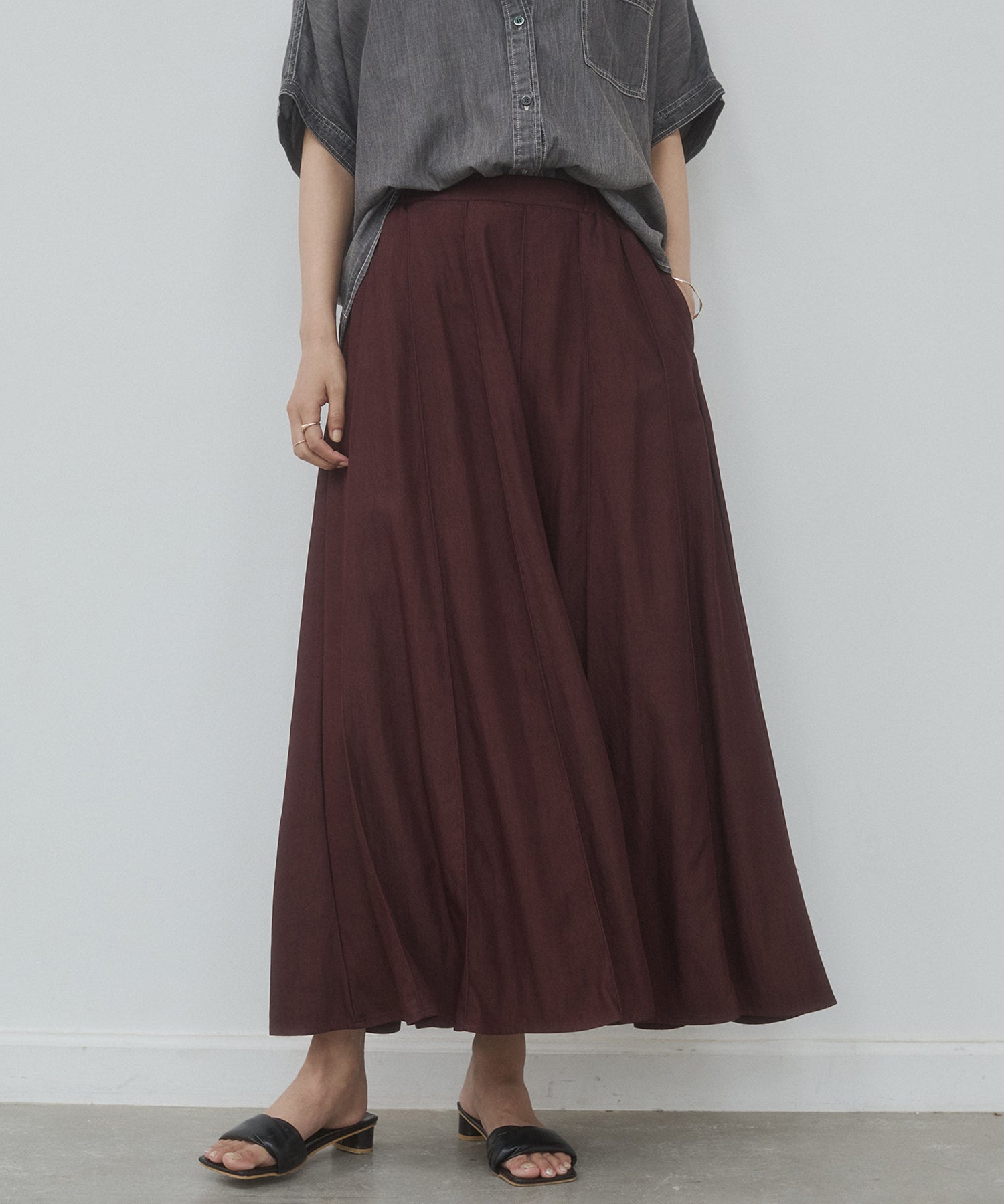 FLOWY PANEL SKIRT