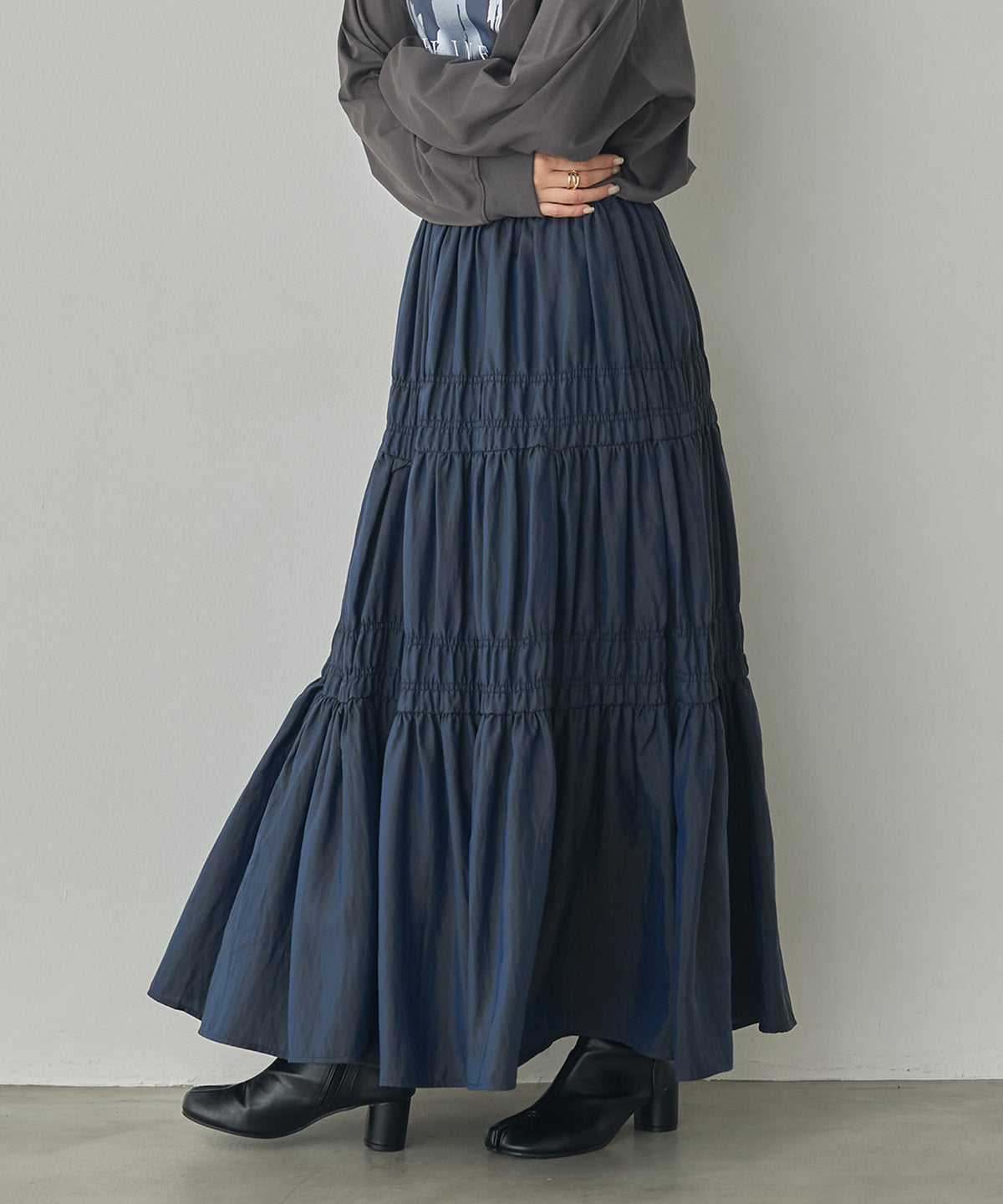 CHAMBRAY GATHERED SKIRT