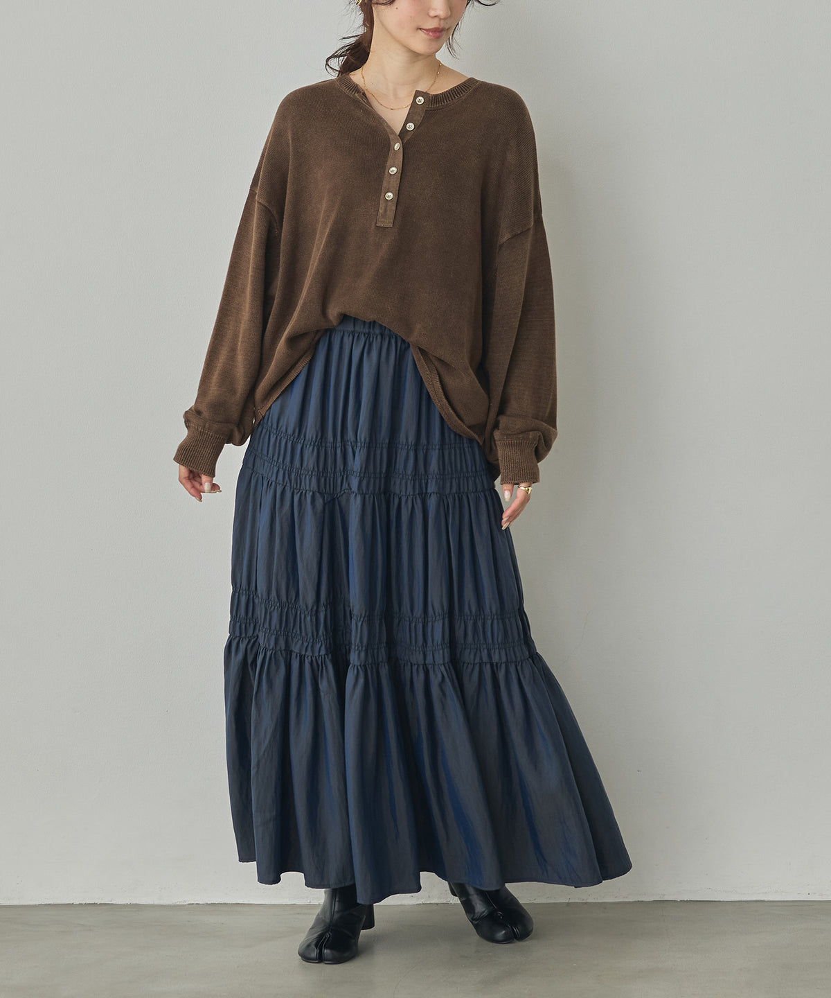 CHAMBRAY GATHERED SKIRT