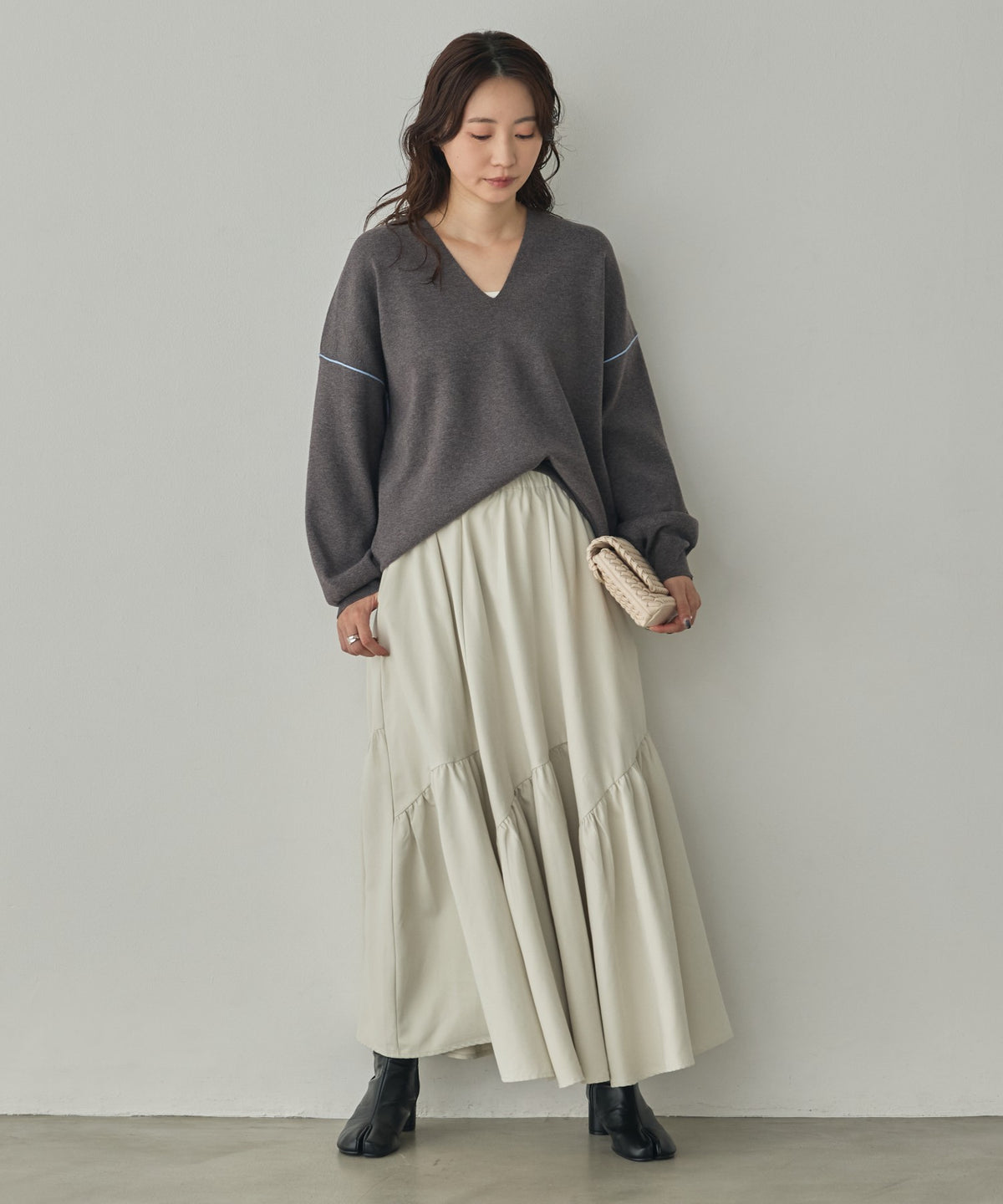 PEACH-TONED BRUSHED FABRIC TIERED SKIRT