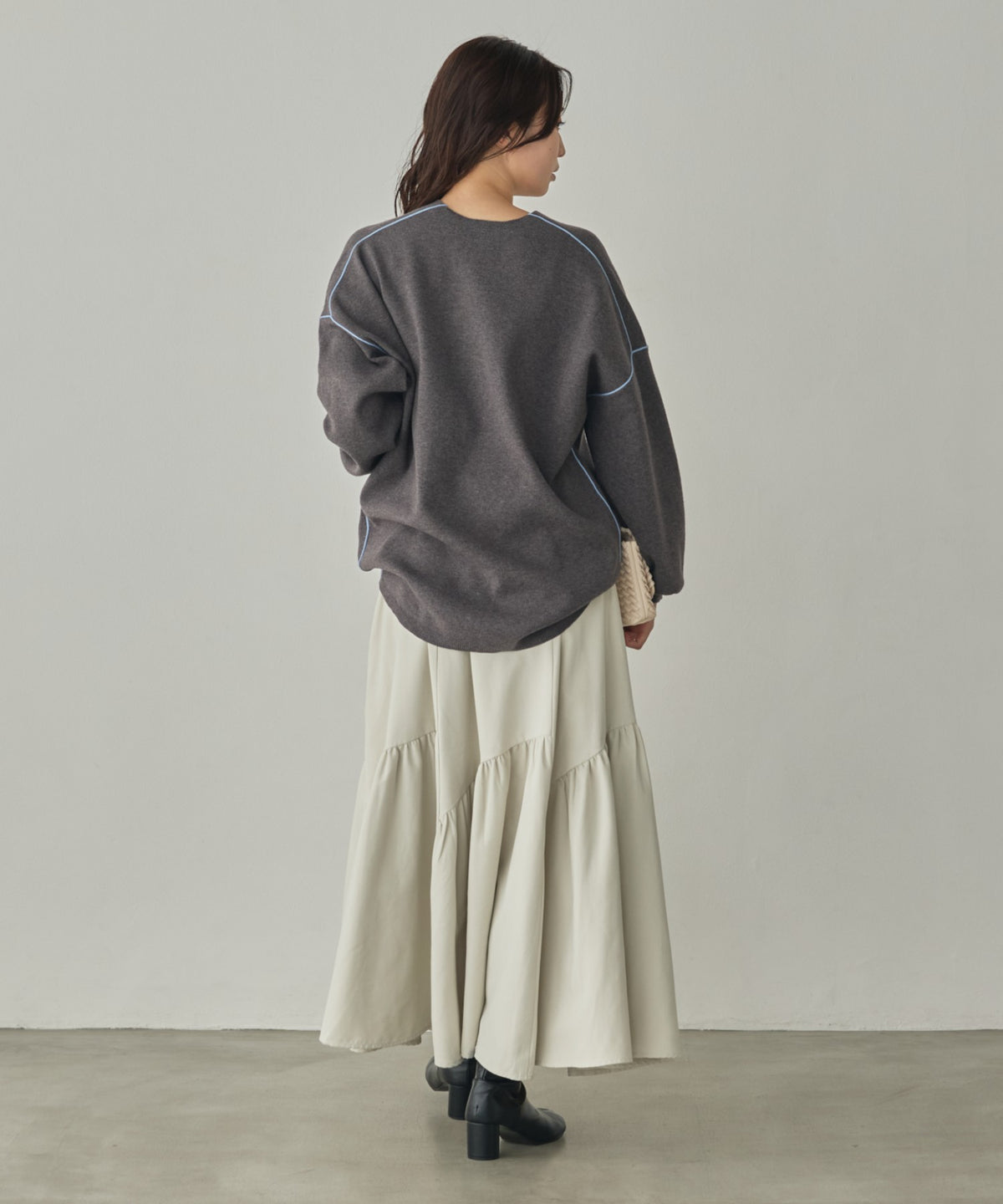 PEACH-TONED BRUSHED FABRIC TIERED SKIRT