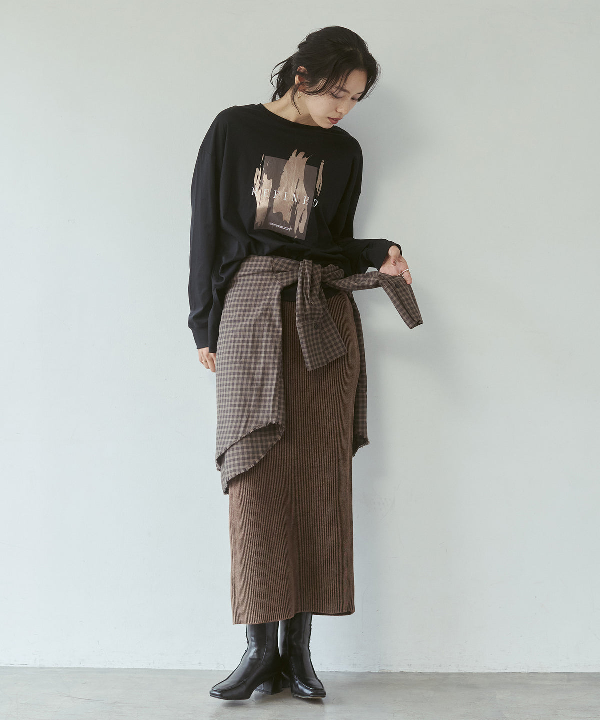 VINTAGE-STYLE FITTED SKIRT