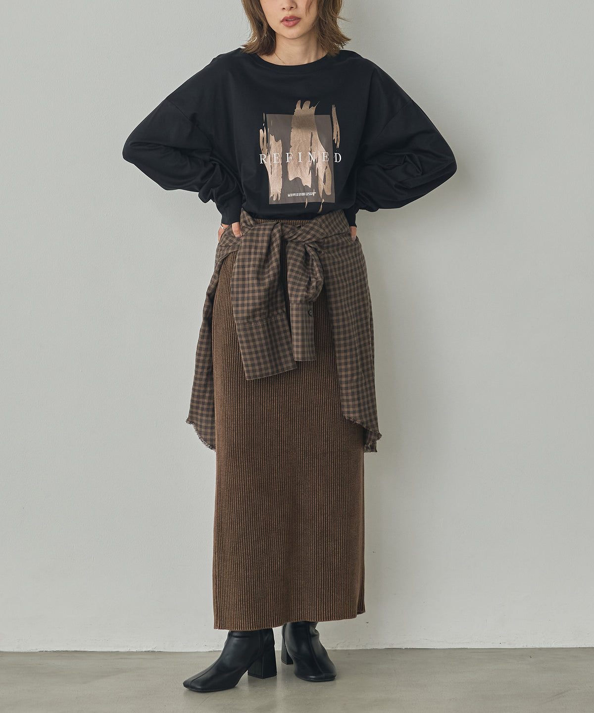 VINTAGE-STYLE FITTED SKIRT