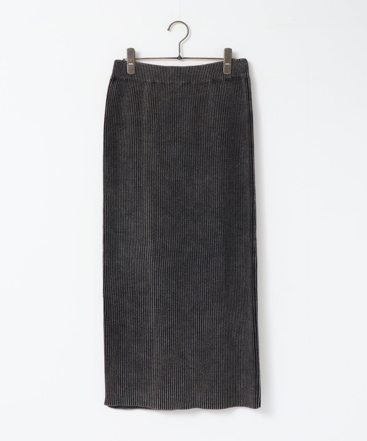VINTAGE-STYLE FITTED SKIRT