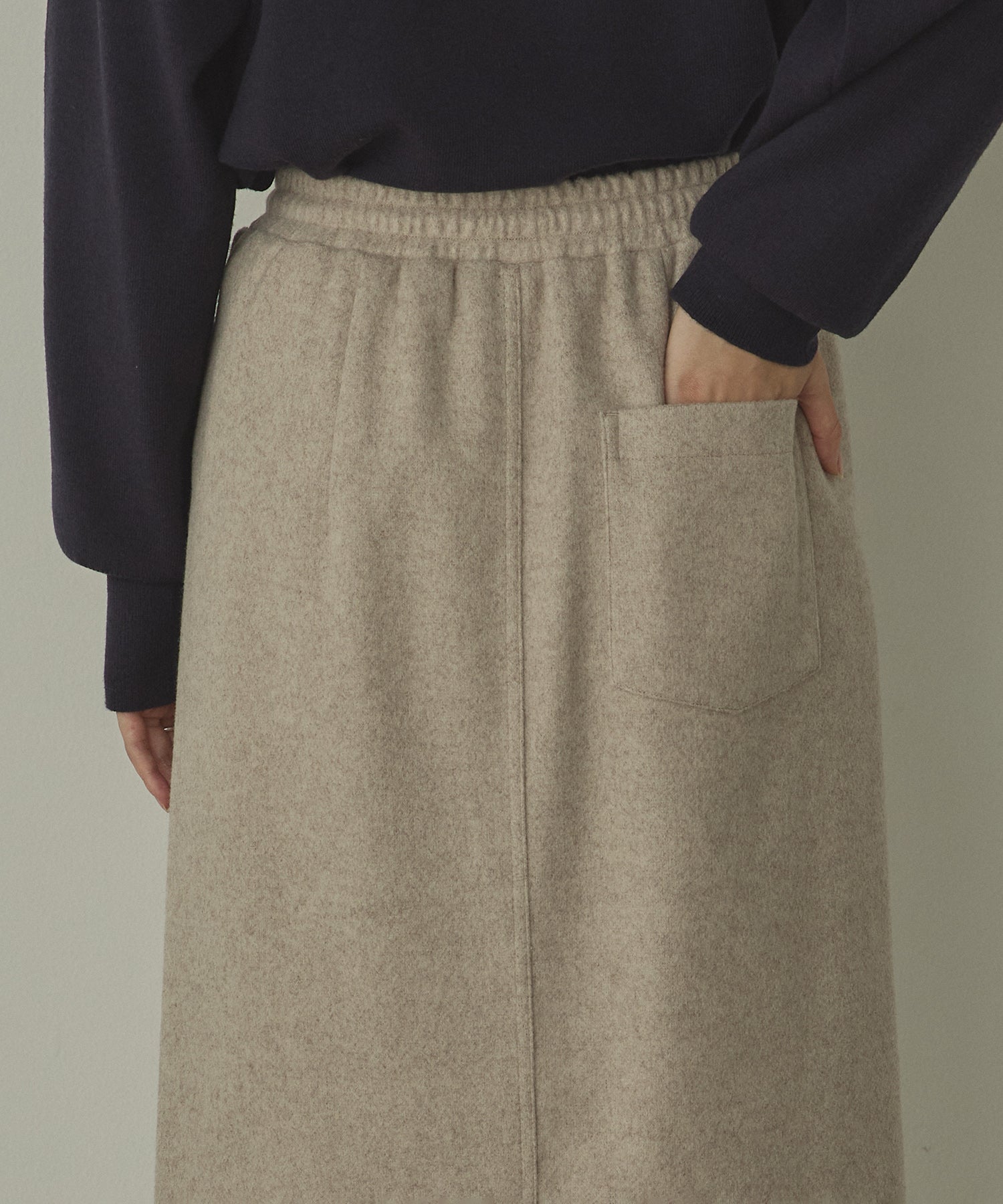 圧縮ニットソー ナロースカート