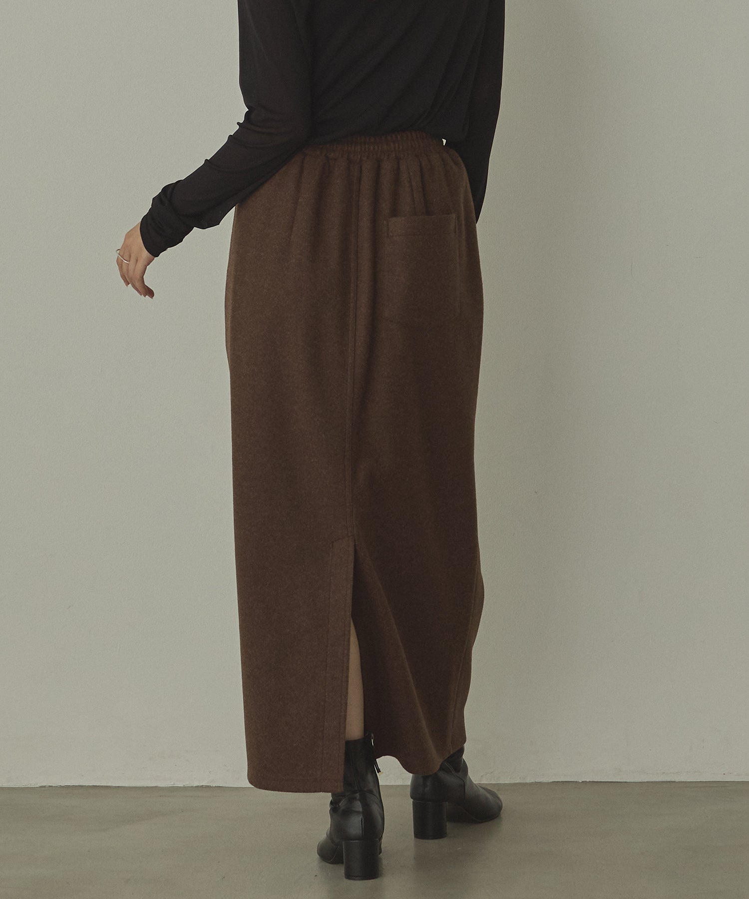 圧縮ニットソー ナロースカート