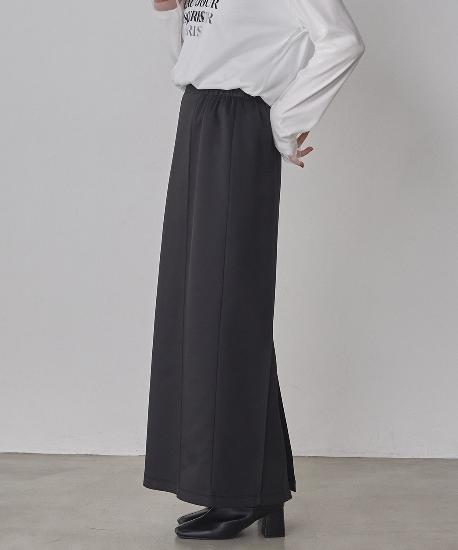 CARDBOARD TIGHT LONG SKIRT