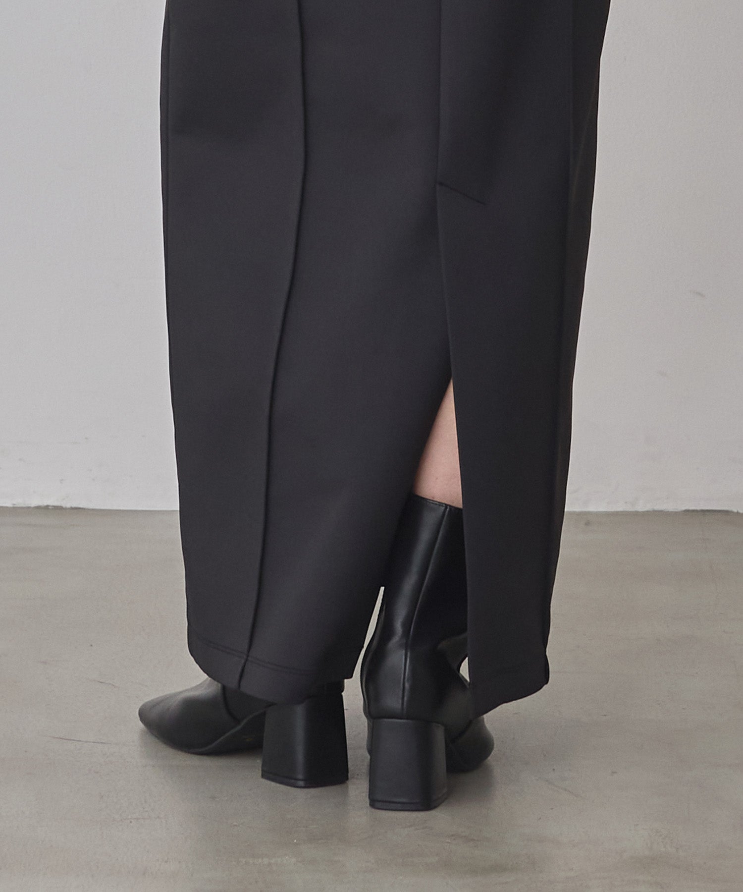 ダンボール タイトロングスカート