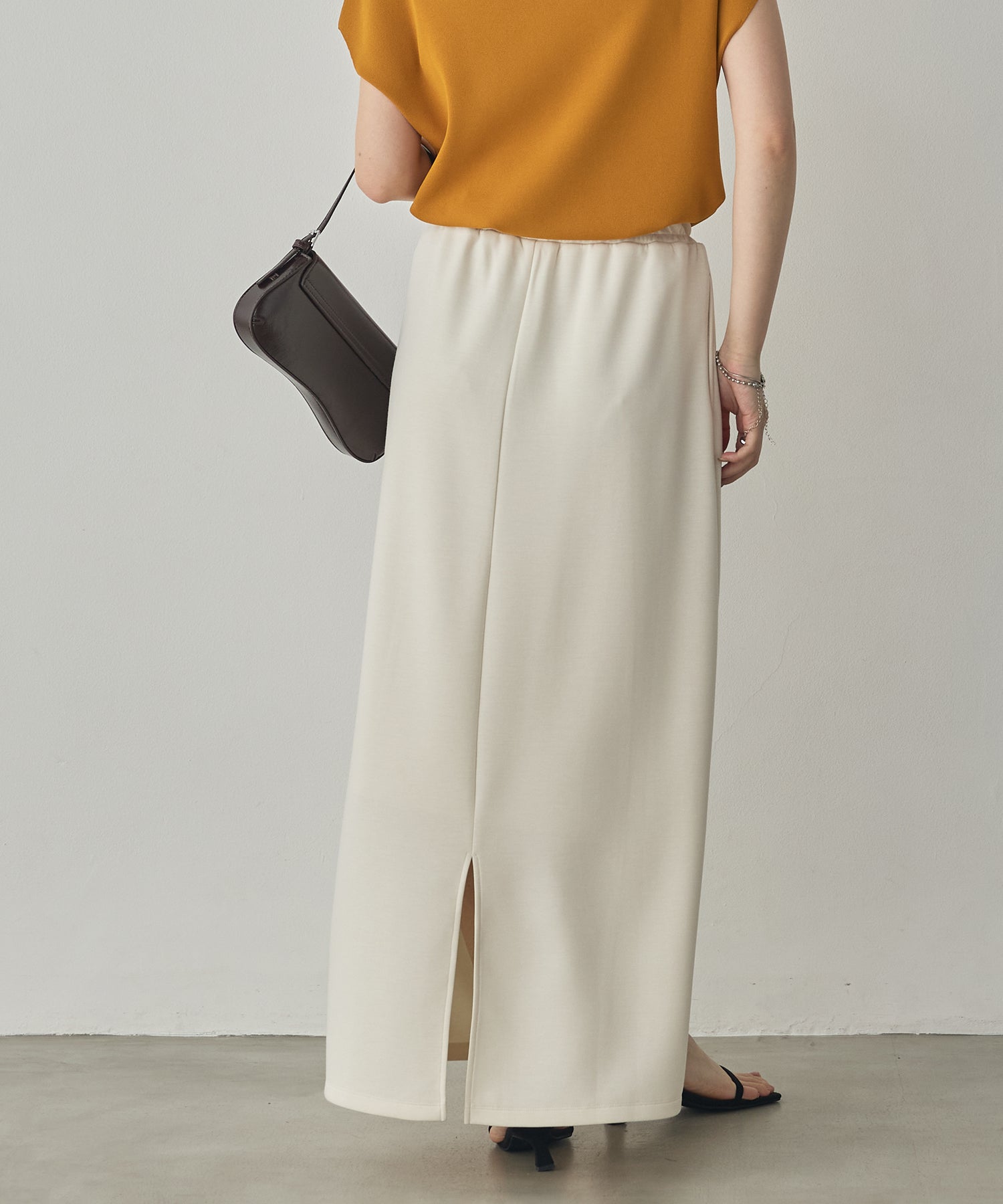 SOFT-TEXTURED CARDBOARD LONG SKIRT