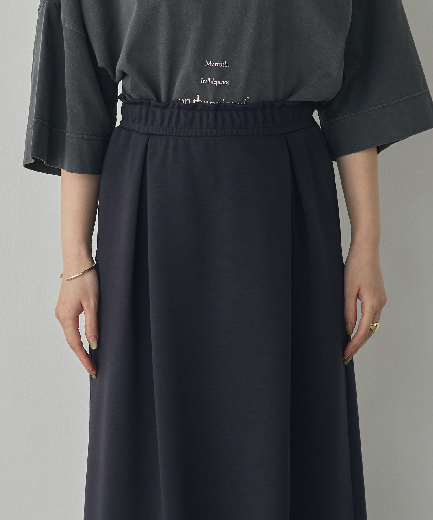 SOFT-TEXTURED CARDBOARD LONG SKIRT