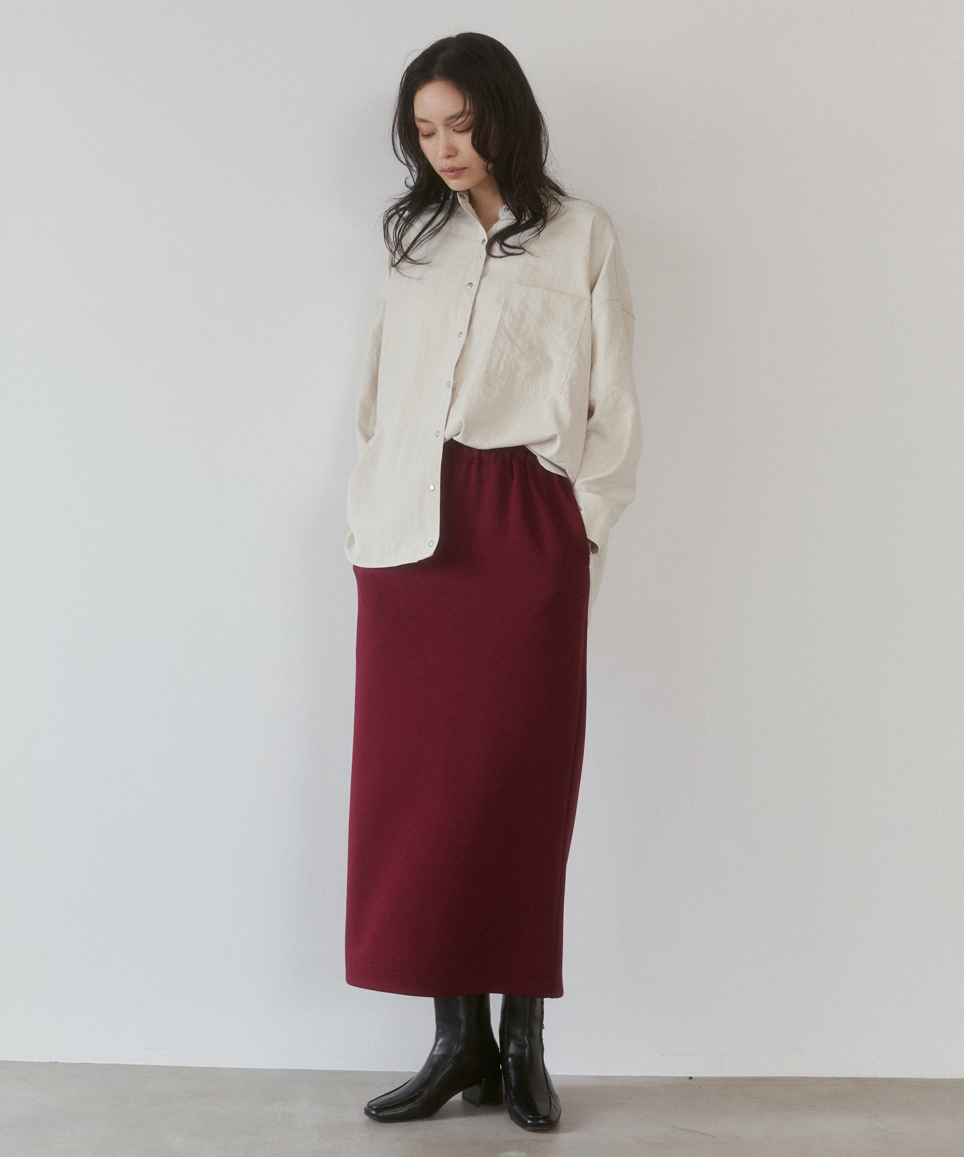 LIGHTWEIGHT CARDBOARD TIGHT SKIRT