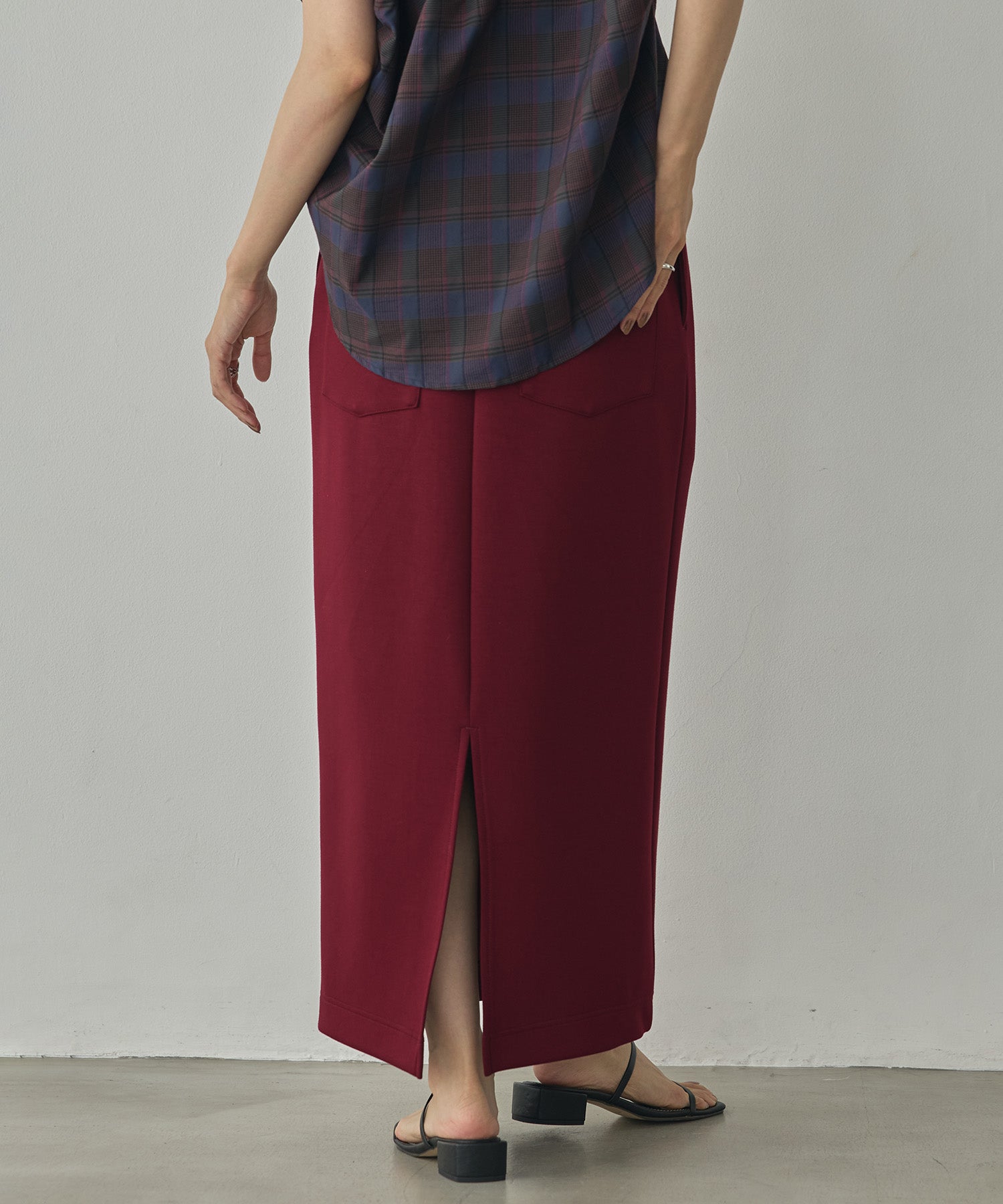 LIGHTWEIGHT CARDBOARD TIGHT SKIRT