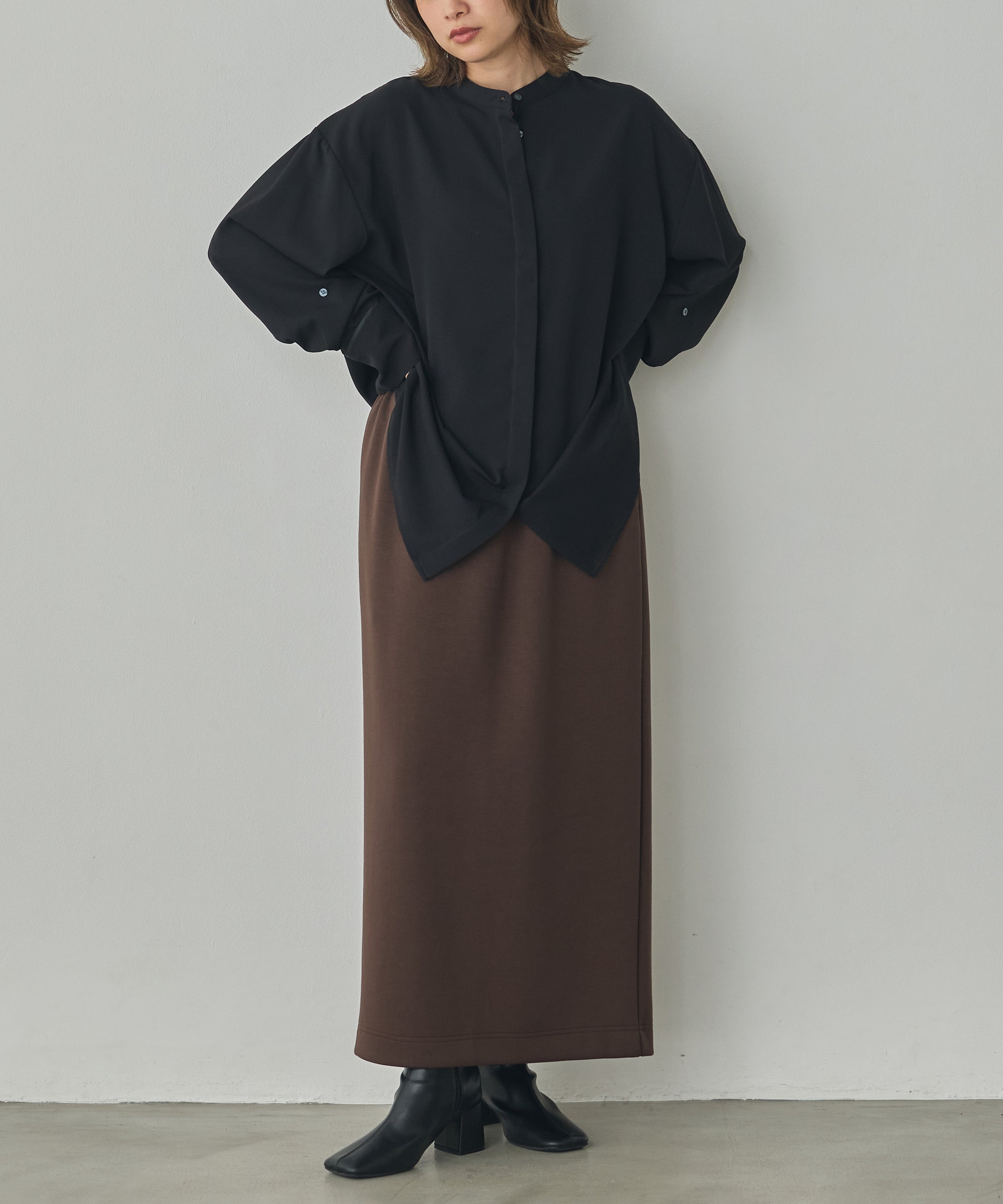 LIGHTWEIGHT CARDBOARD TIGHT SKIRT