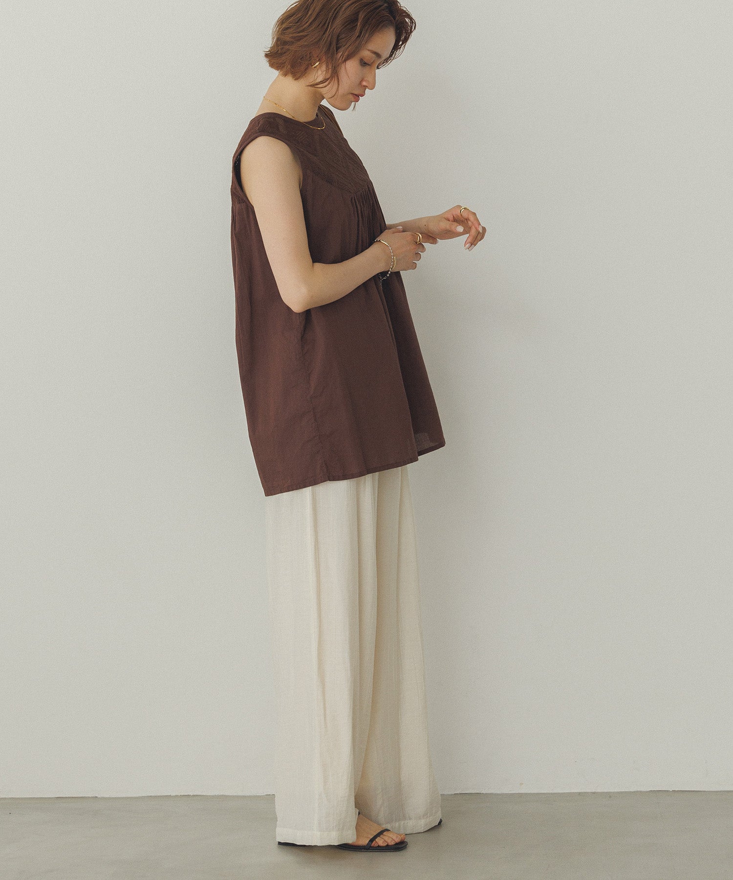 レース切替 ノースリーブブラウス