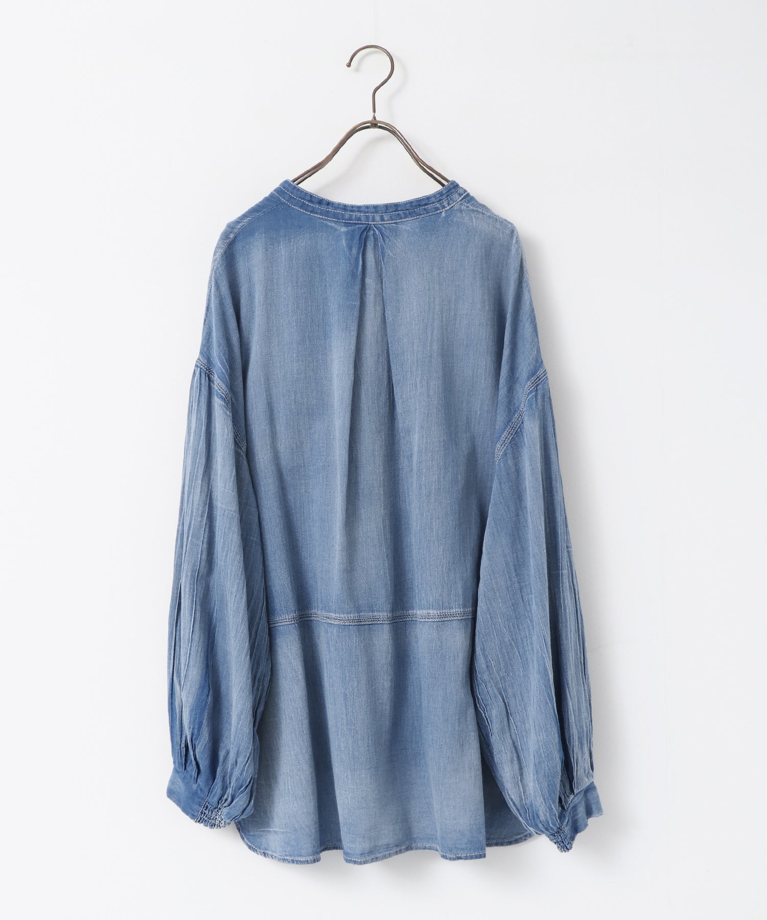 SHEER DENIM SKIPPER TOPS