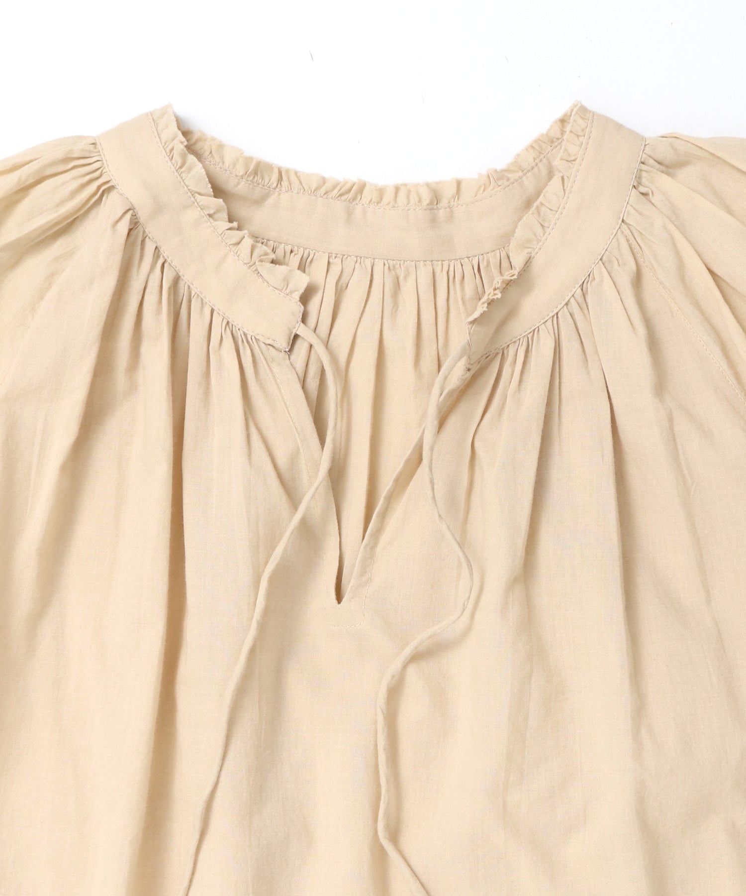 EMBROIDERED SLEEVE BLOUSE