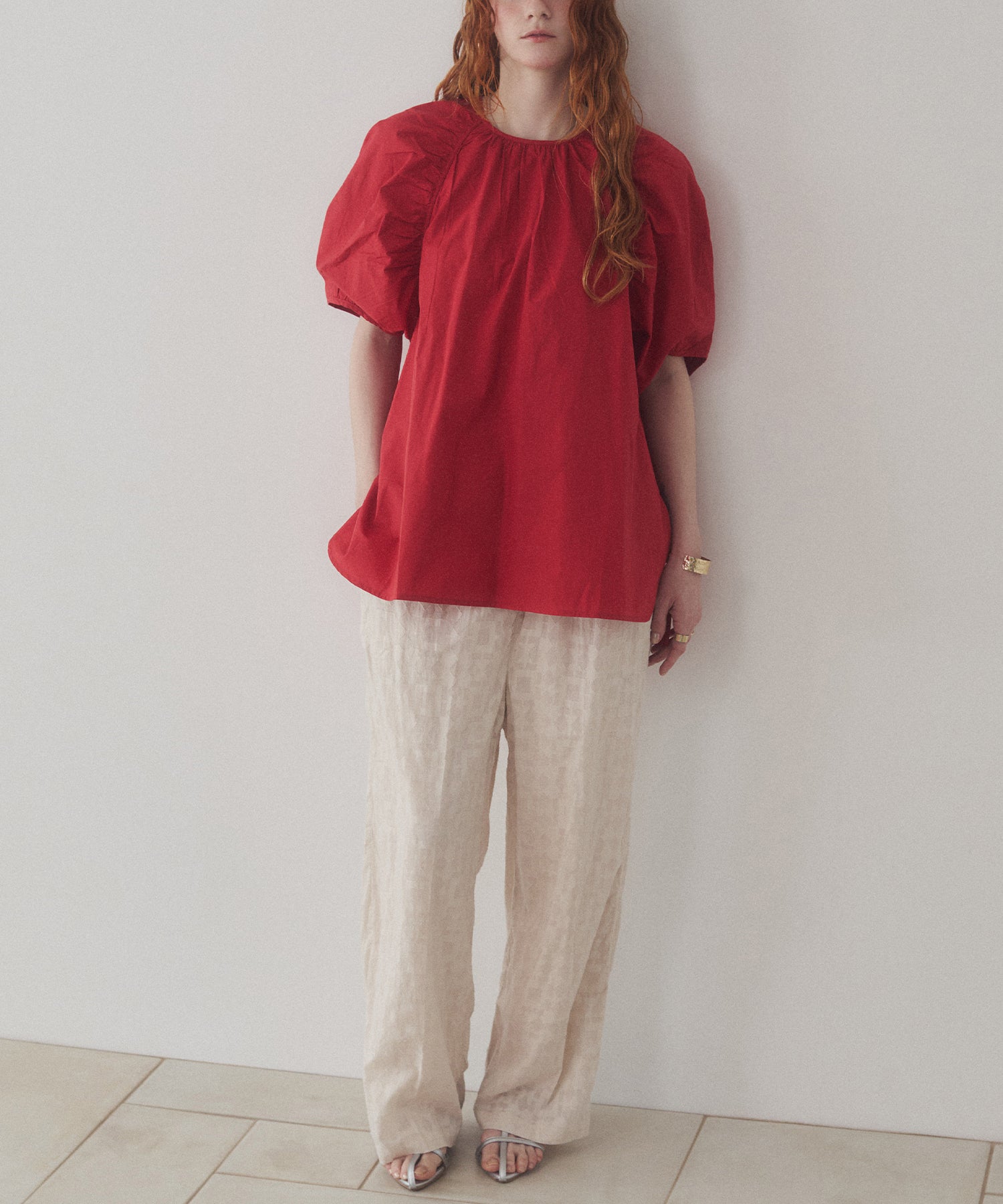 《PRE-ORDER》BACK-OPEN OVERSIZED BLOUSE