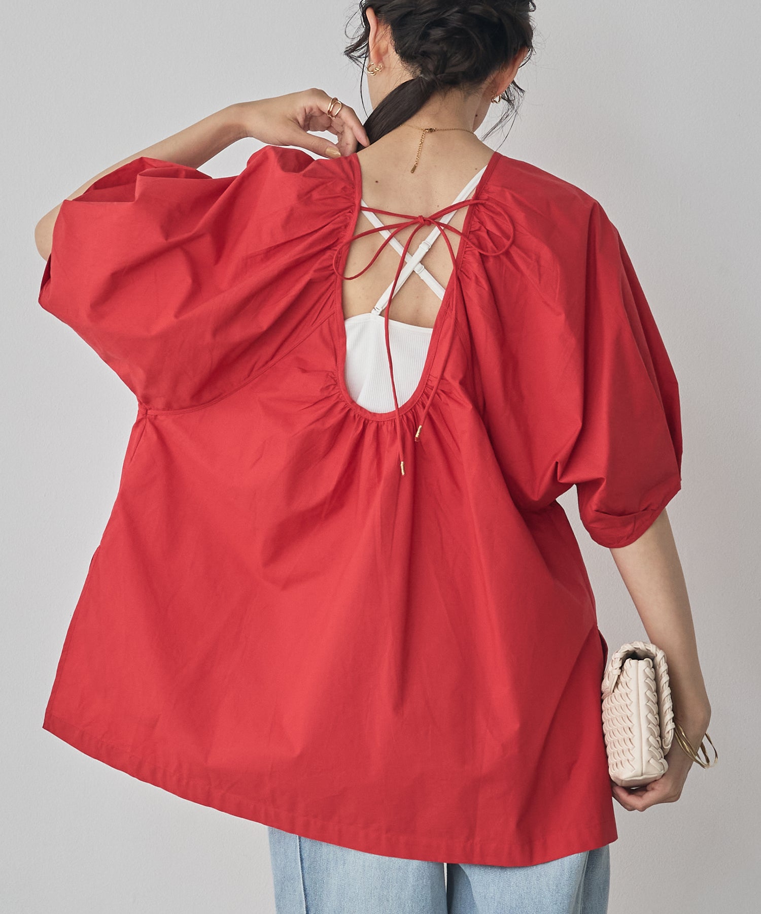 《PRE-ORDER》BACK-OPEN OVERSIZED BLOUSE