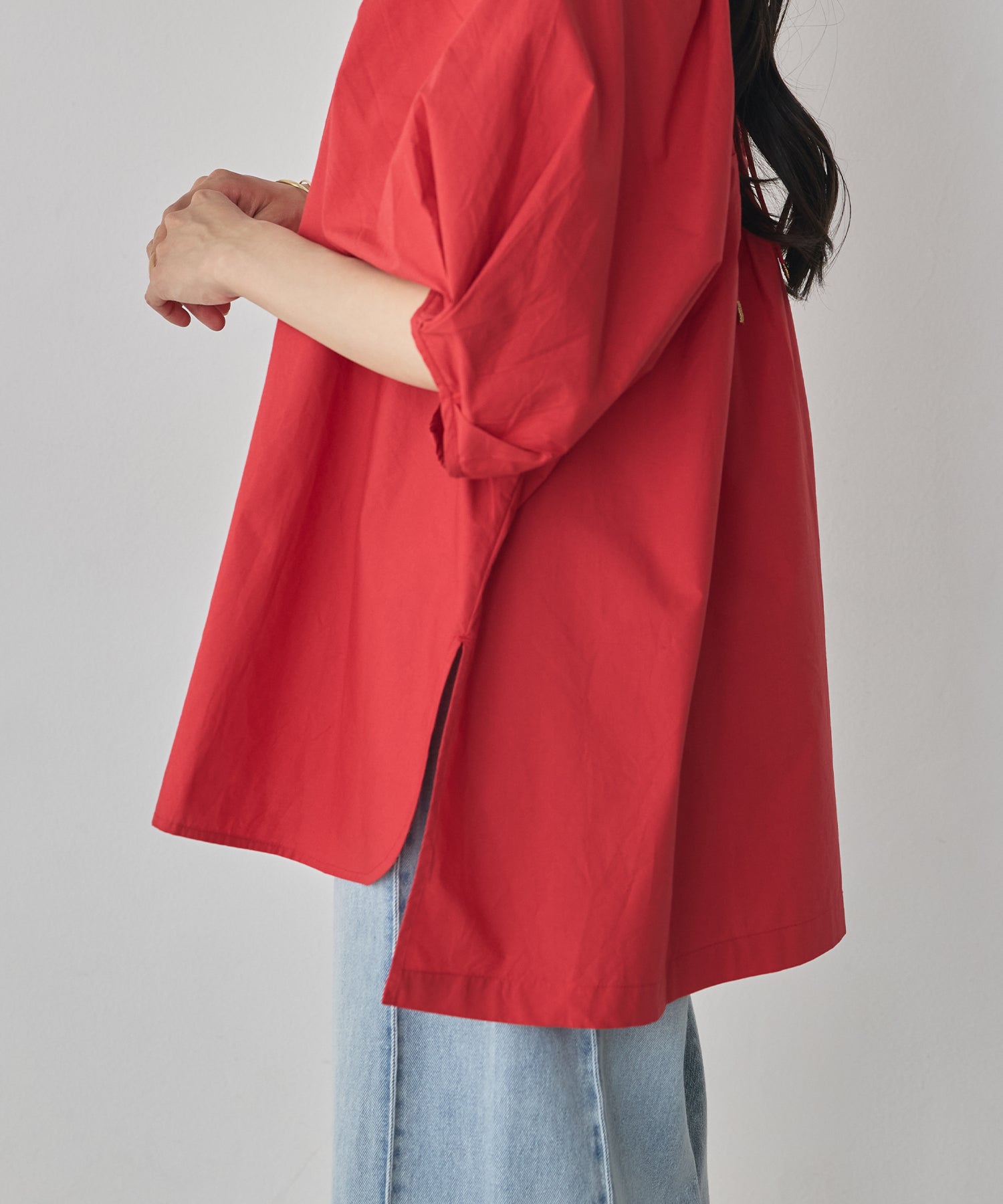 《PRE-ORDER》BACK-OPEN OVERSIZED BLOUSE