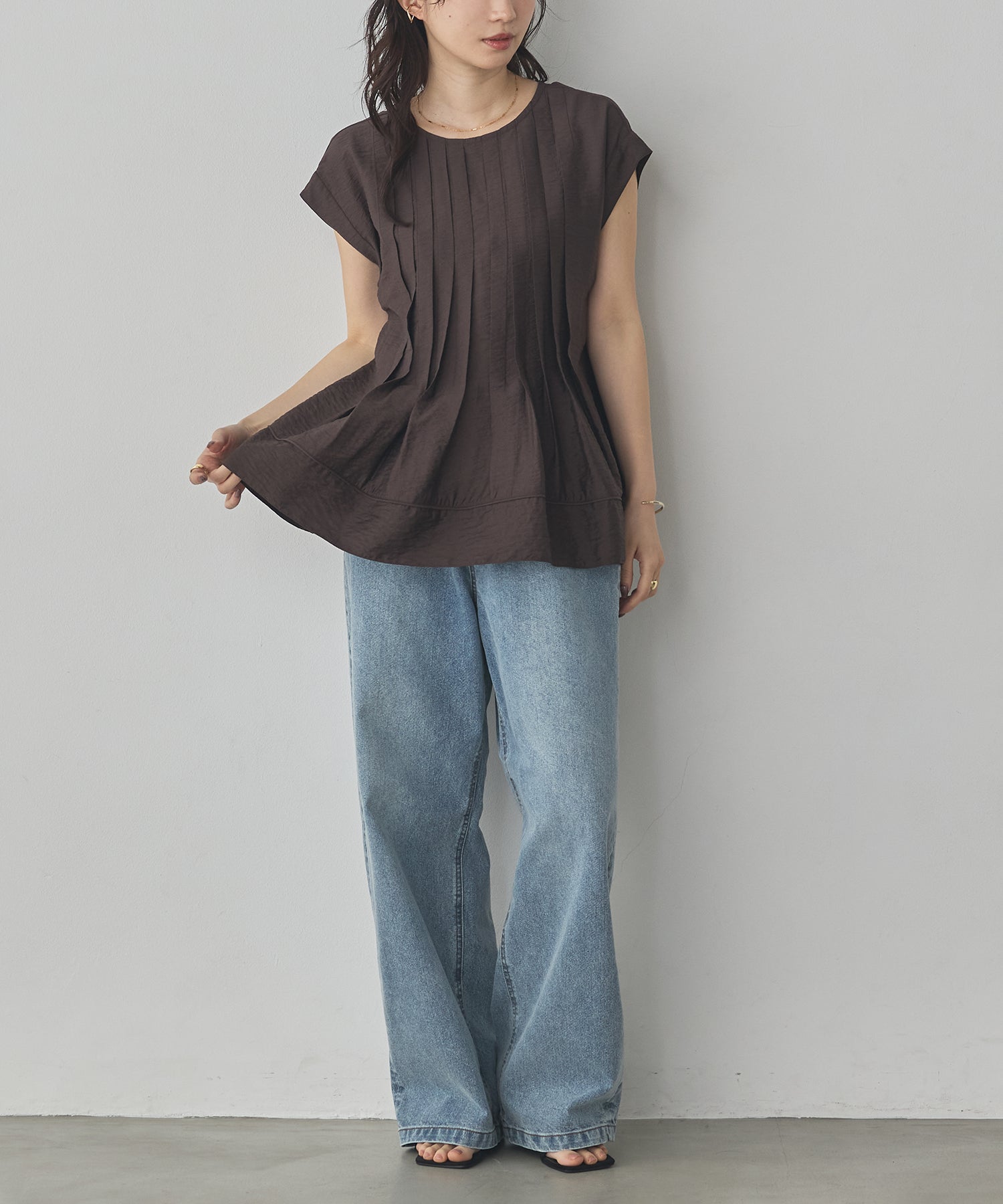 PARACHUTE FABRIC 2WAY TUCK BLOUSE