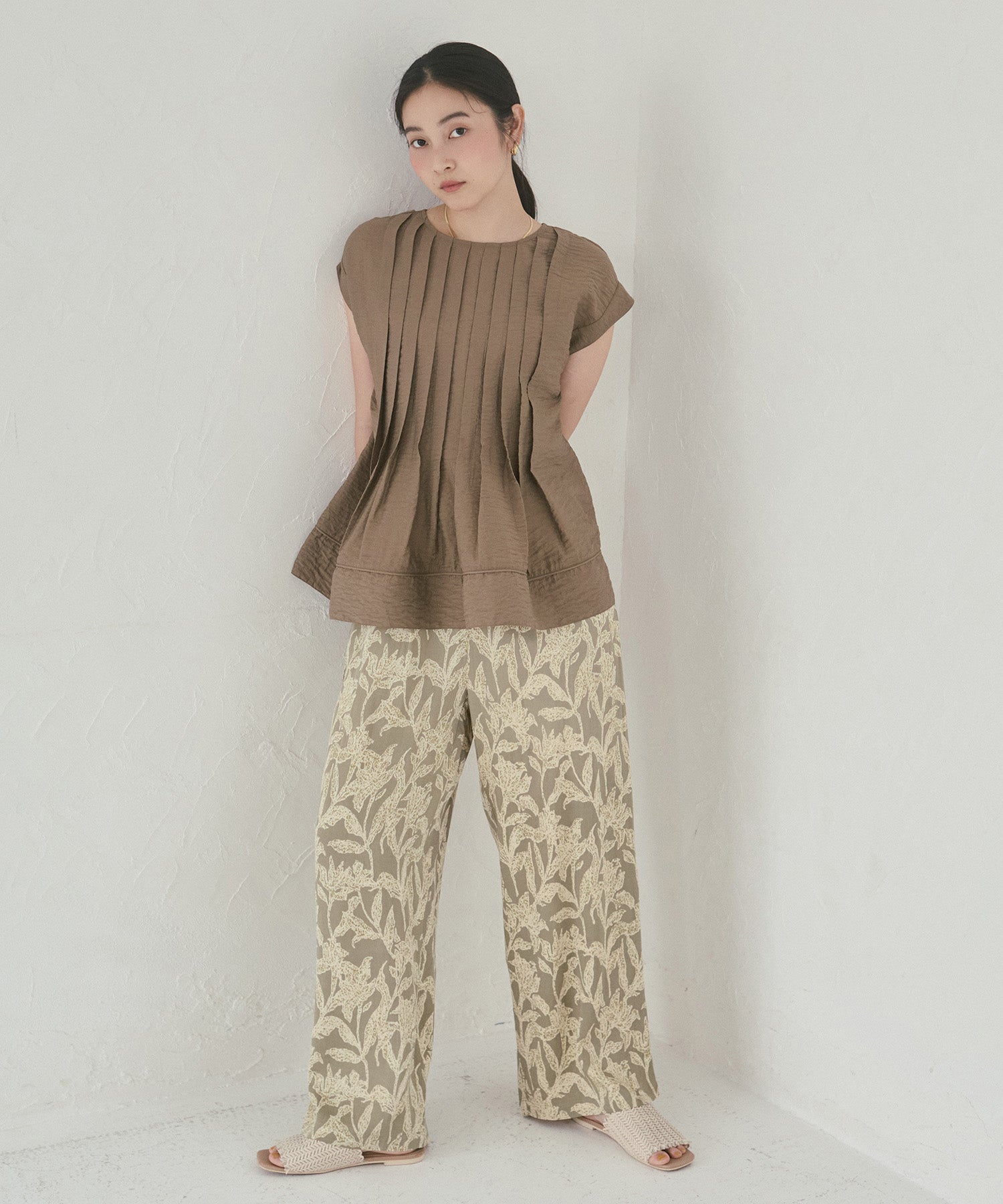 PARACHUTE FABRIC 2WAY TUCK BLOUSE