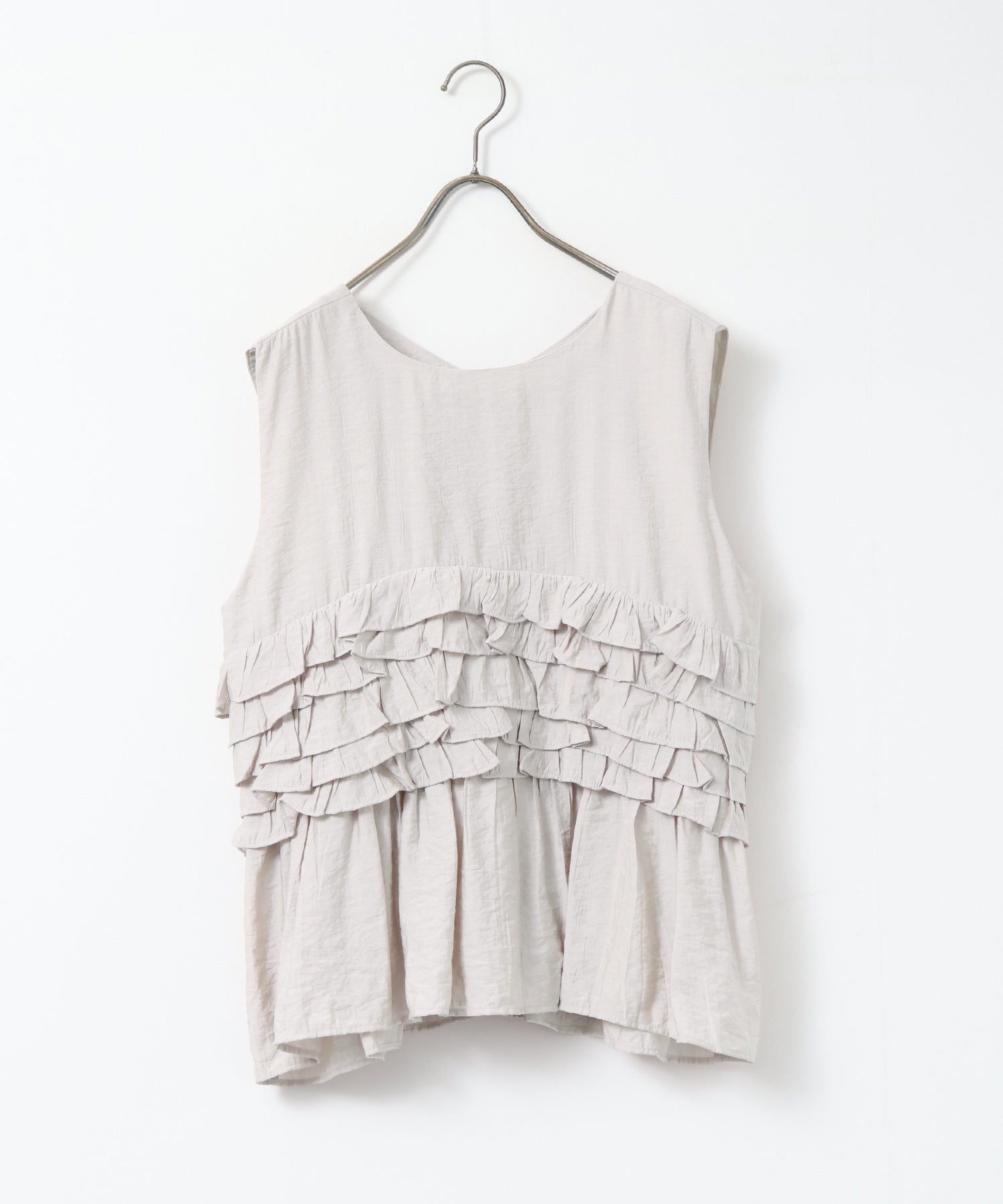 SLEEVELESS RUFFLED TOPS
