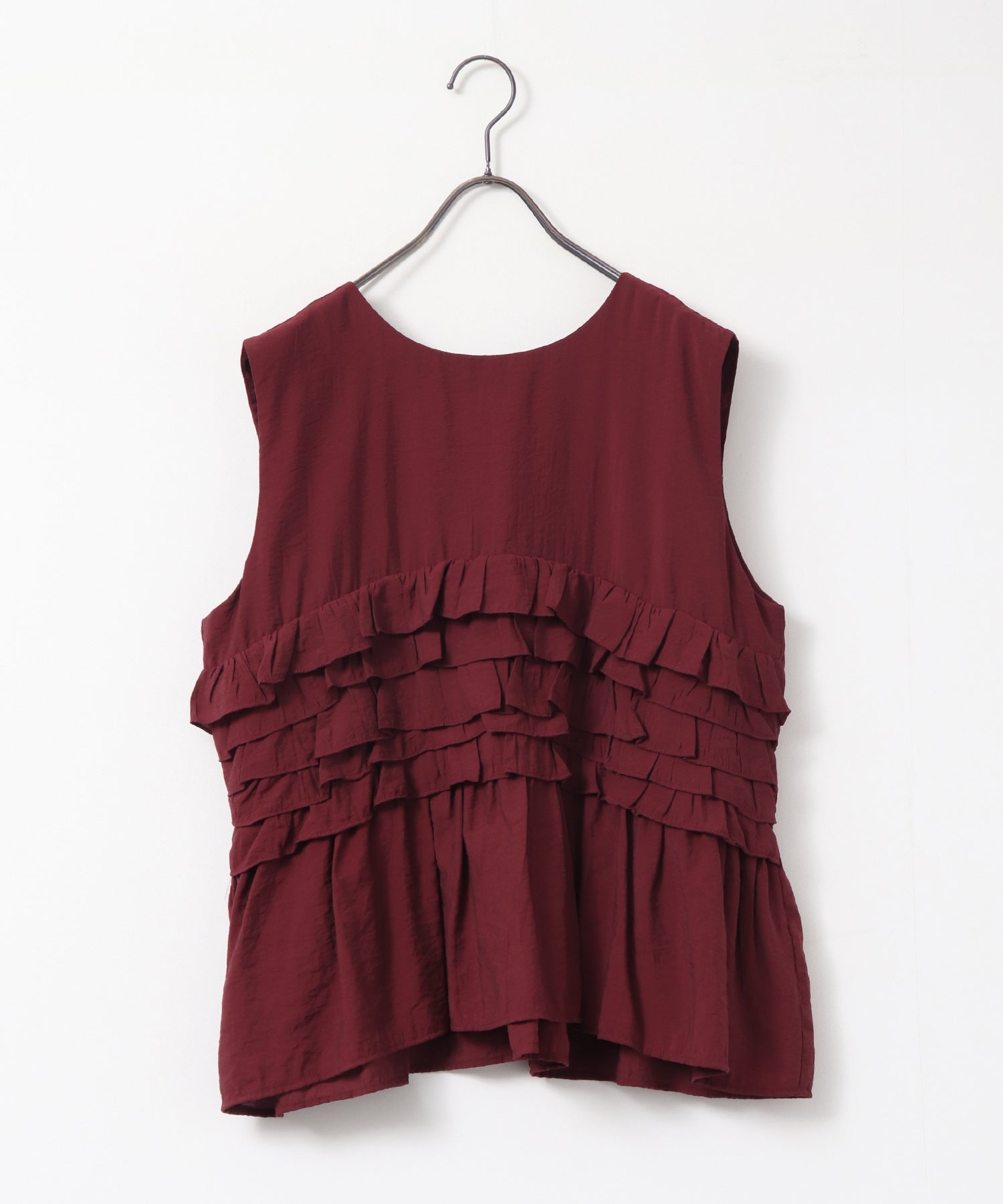SLEEVELESS RUFFLED TOPS