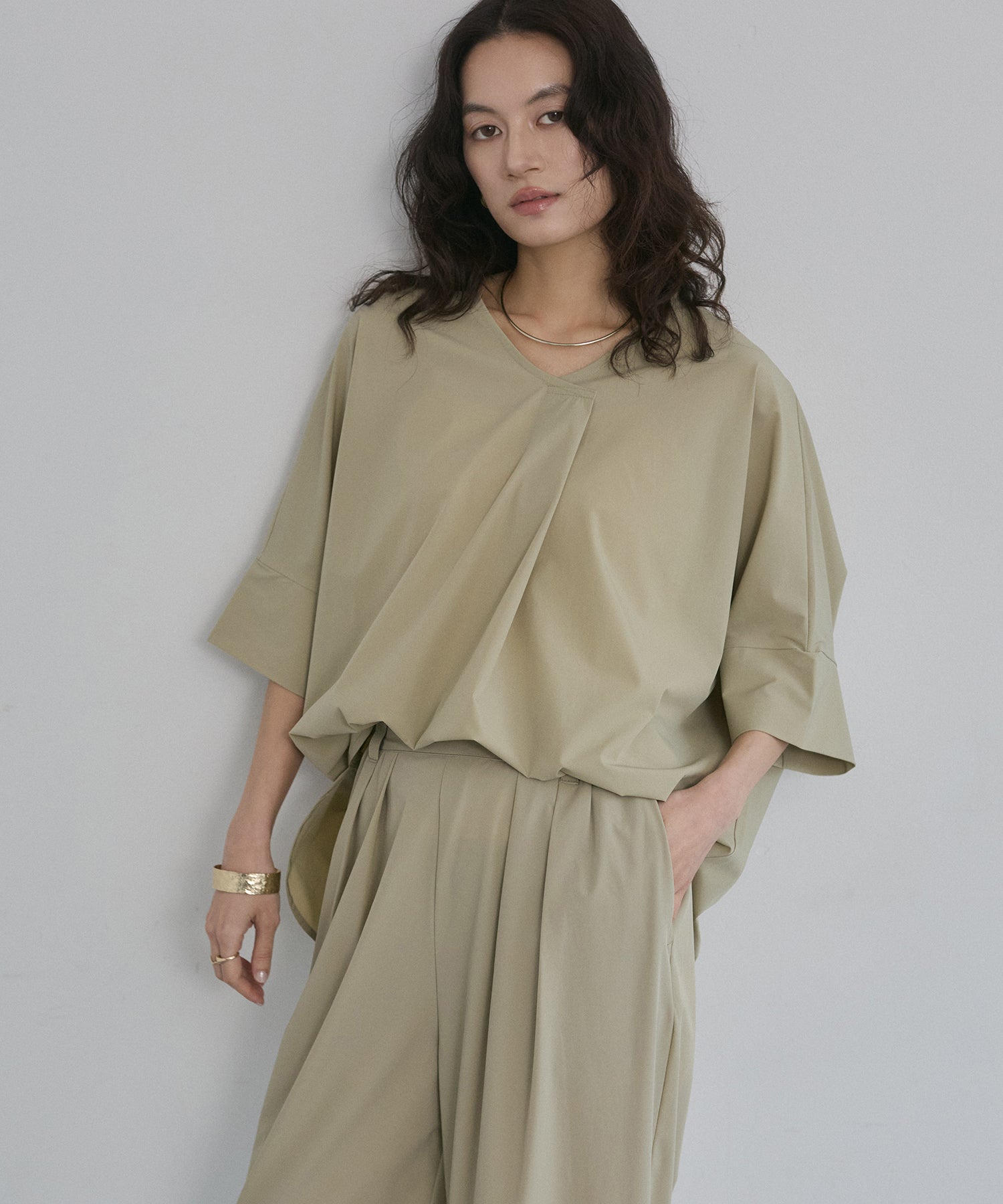 [ICE TOUCH] DOLMAN-SLEEVE TOPS