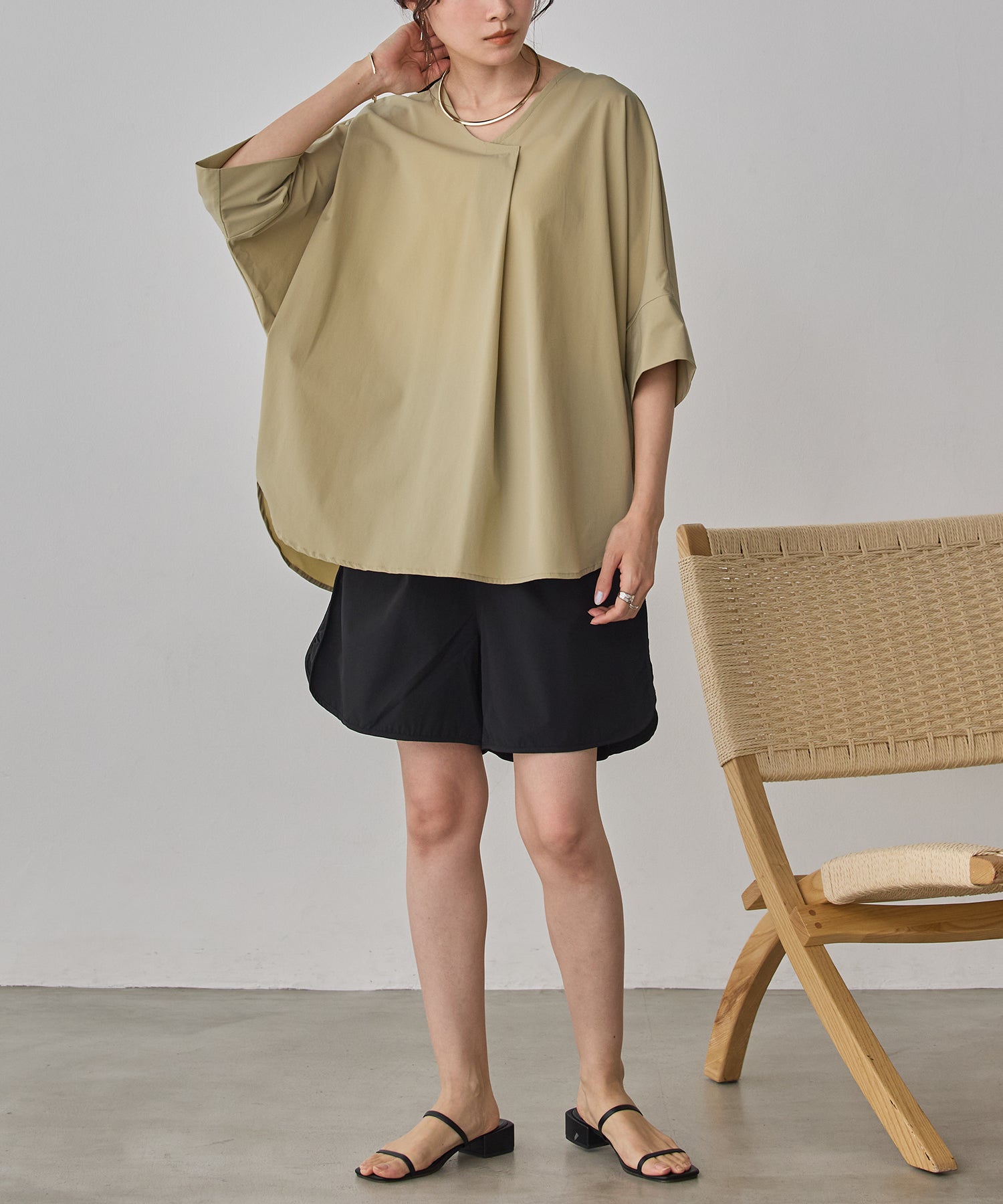 [ICE TOUCH] DOLMAN-SLEEVE TOPS