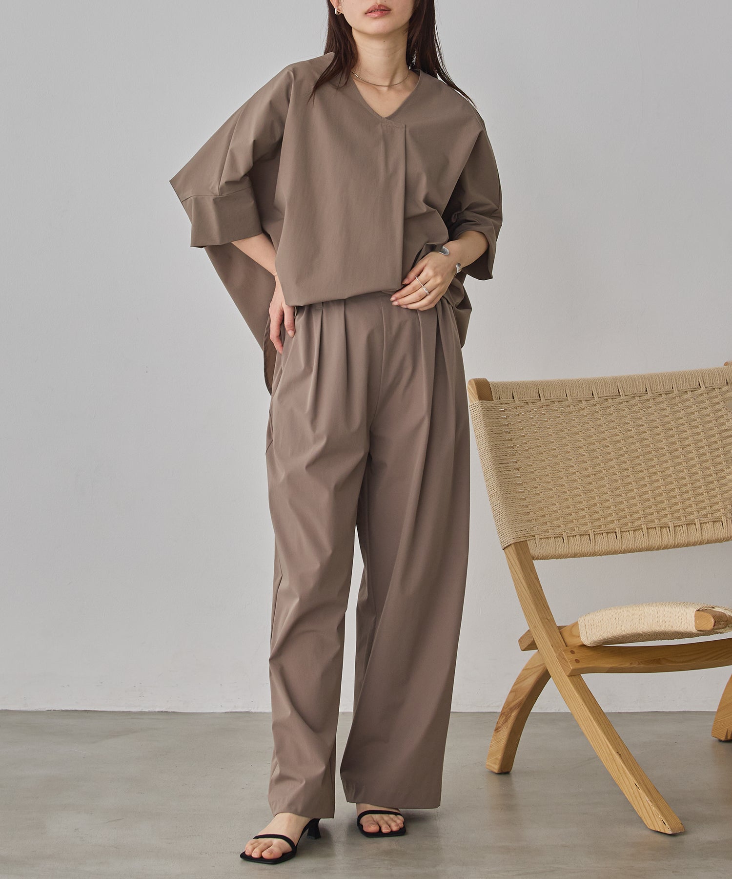 [ICE TOUCH] DOLMAN-SLEEVE TOPS